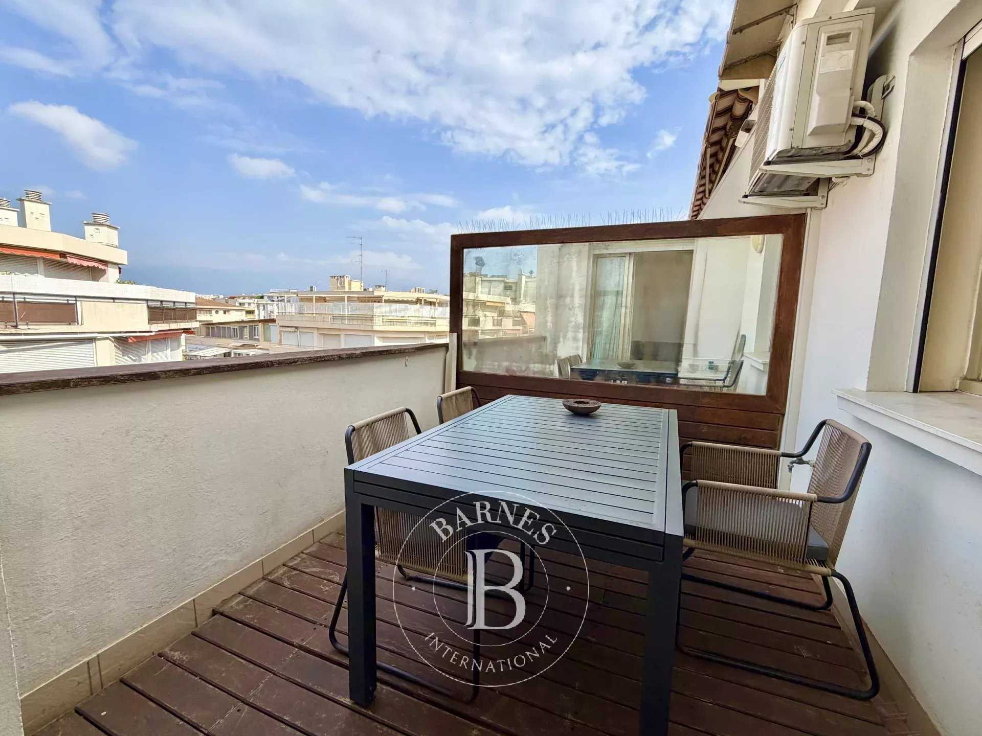 Cannes  - Appartement 2 Pi&egrave;ces, 1 Chambre