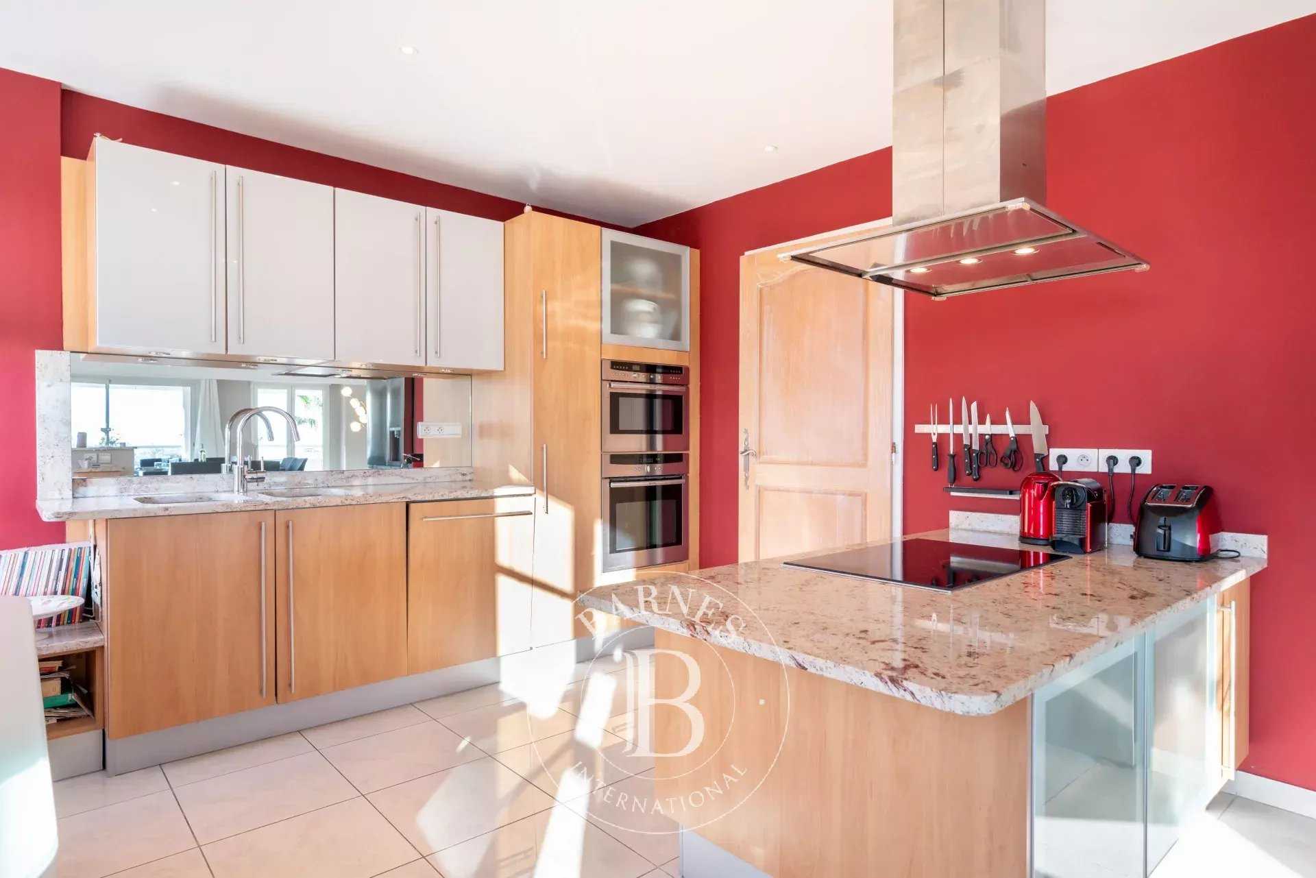 Cannes  - Appartement 4 Pi&egrave;ces 3 Chambres