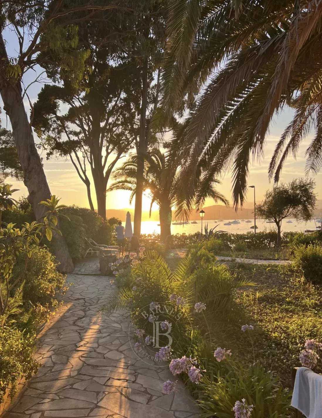 Antibes  - Villa 3 Bedrooms