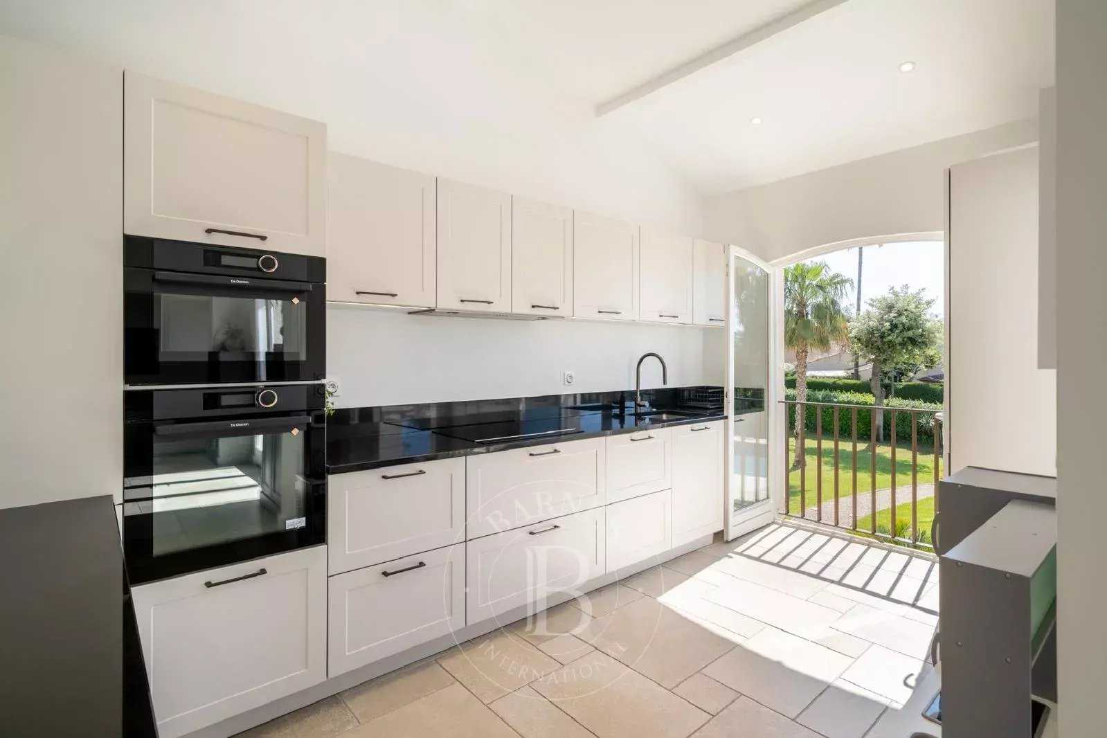 Vallauris  - Villa 4 Bedrooms