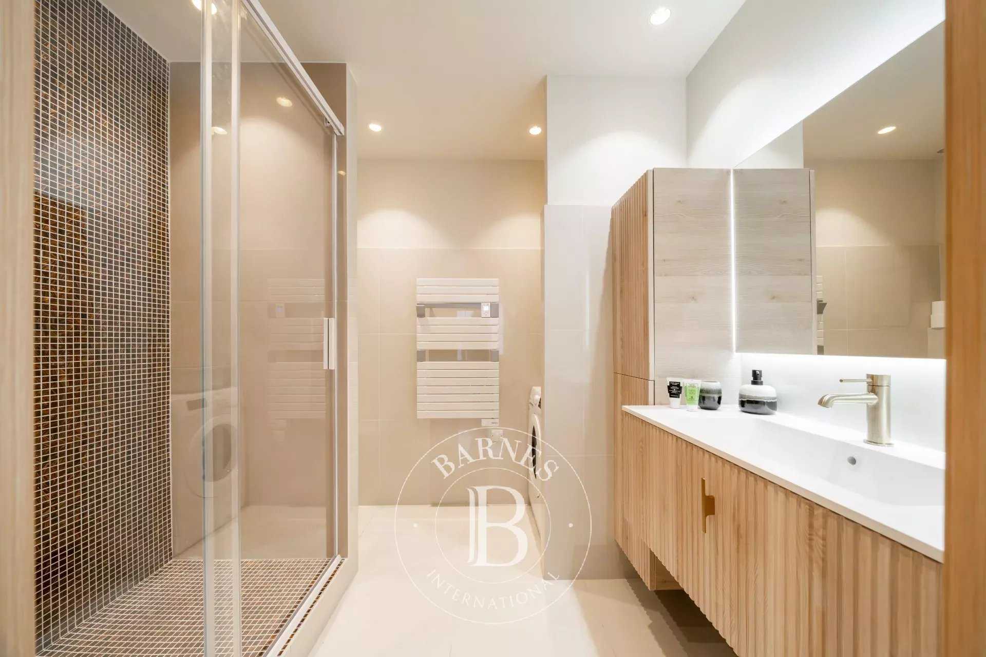 Cannes  - Appartement 3 Pi&egrave;ces 2 Chambres