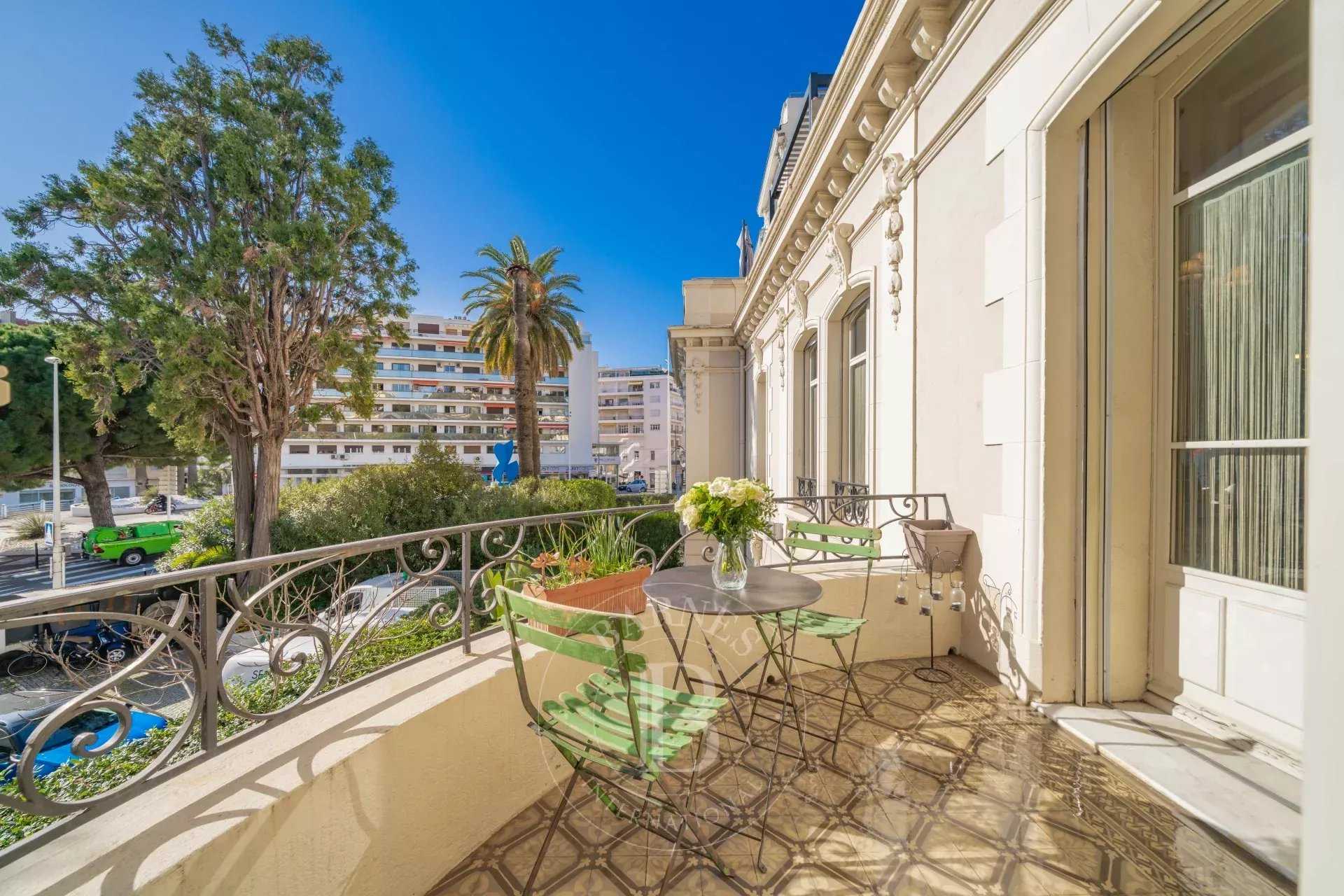 Apartment Cannes  -  ref 85458765 (picture 1)