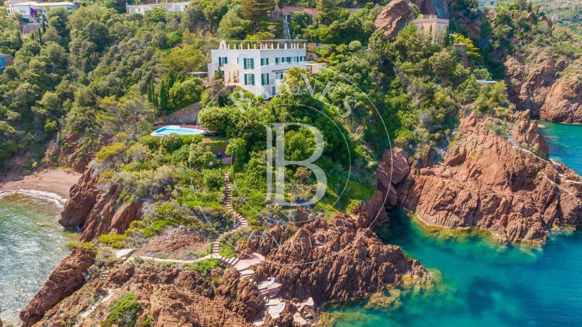 Villa Cannes  -  ref 85001976 (picture 1)