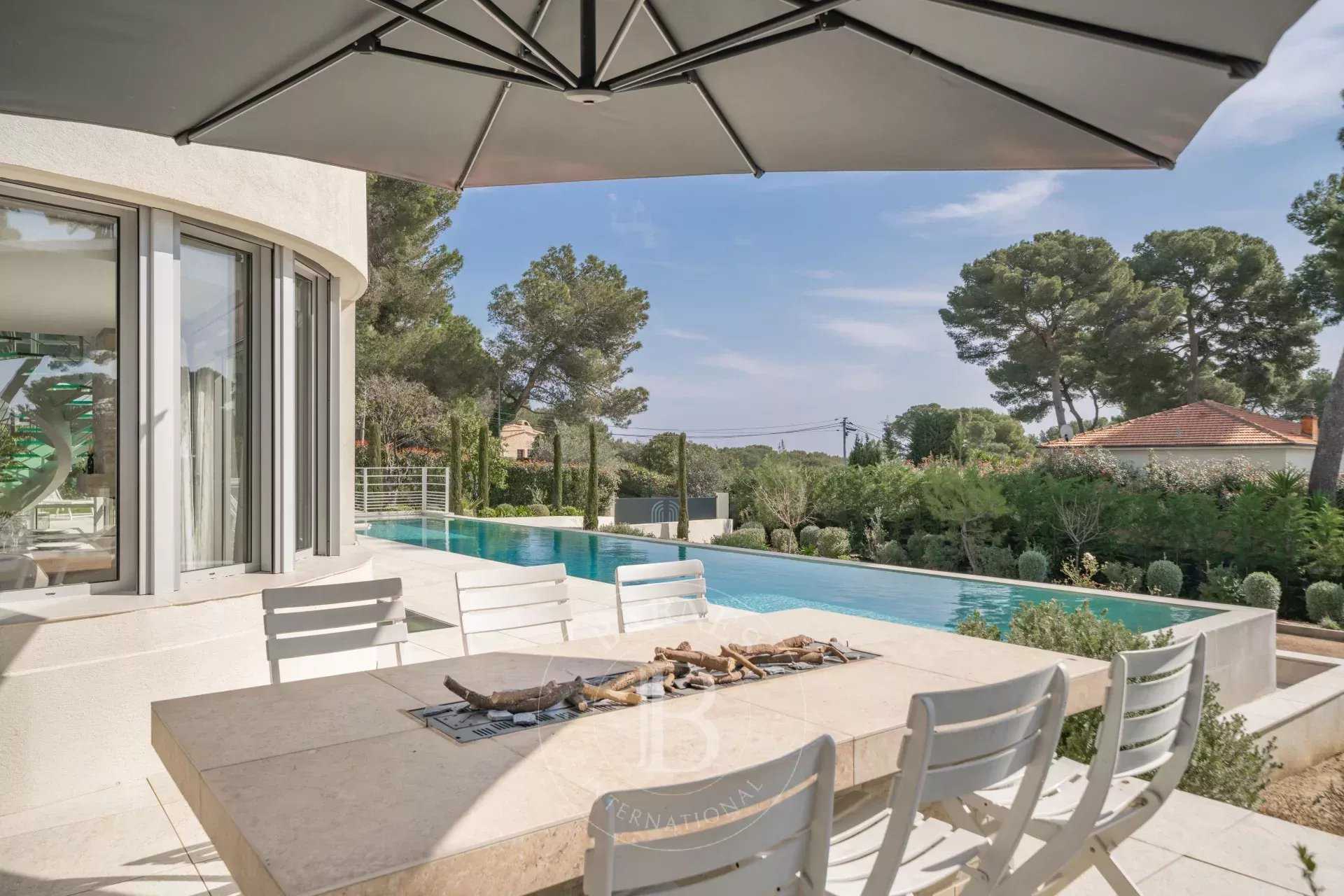 Villa Antibes  -  ref 84081292 (picture 3)