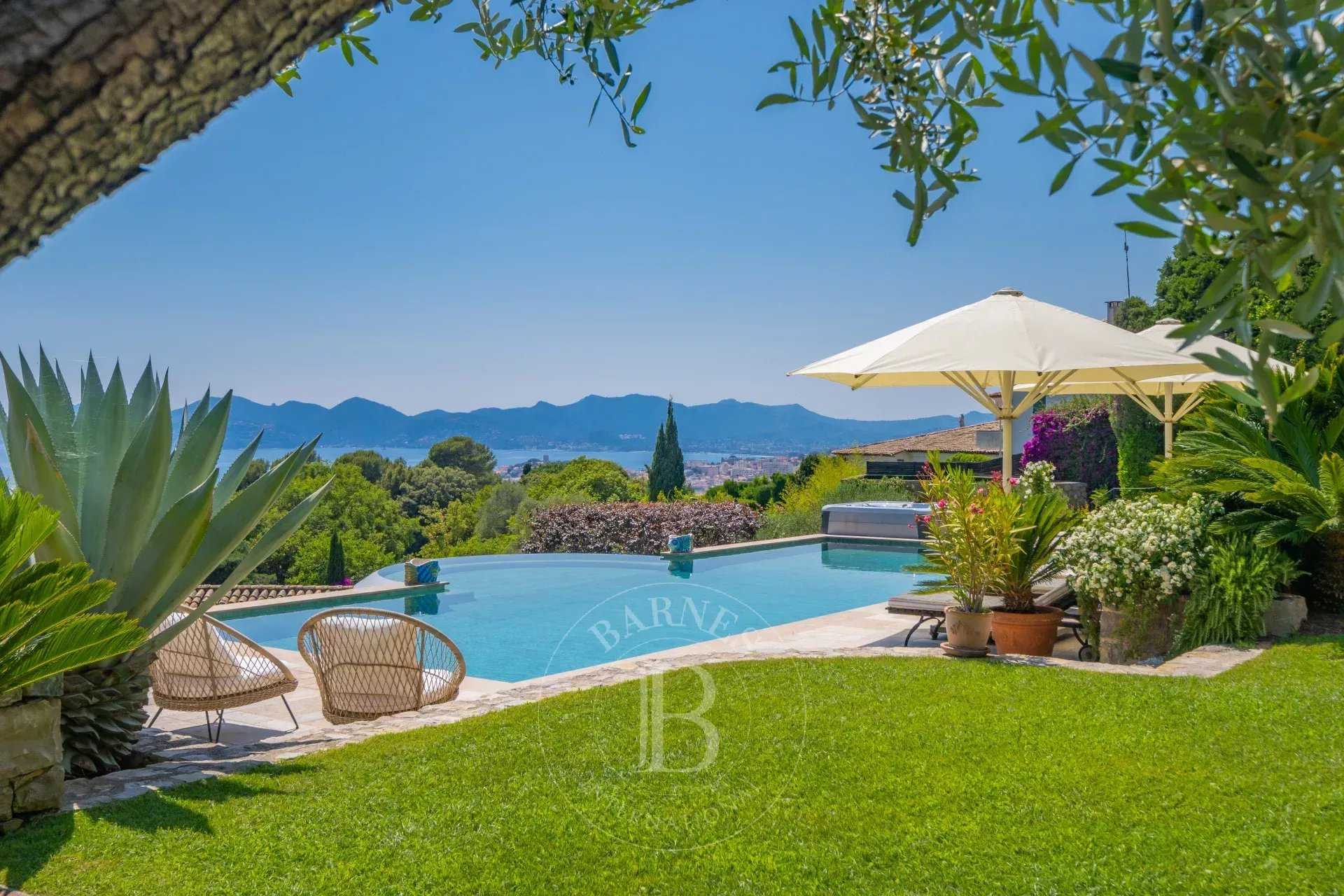Villa Cannes  -  ref 82432851 (picture 2)