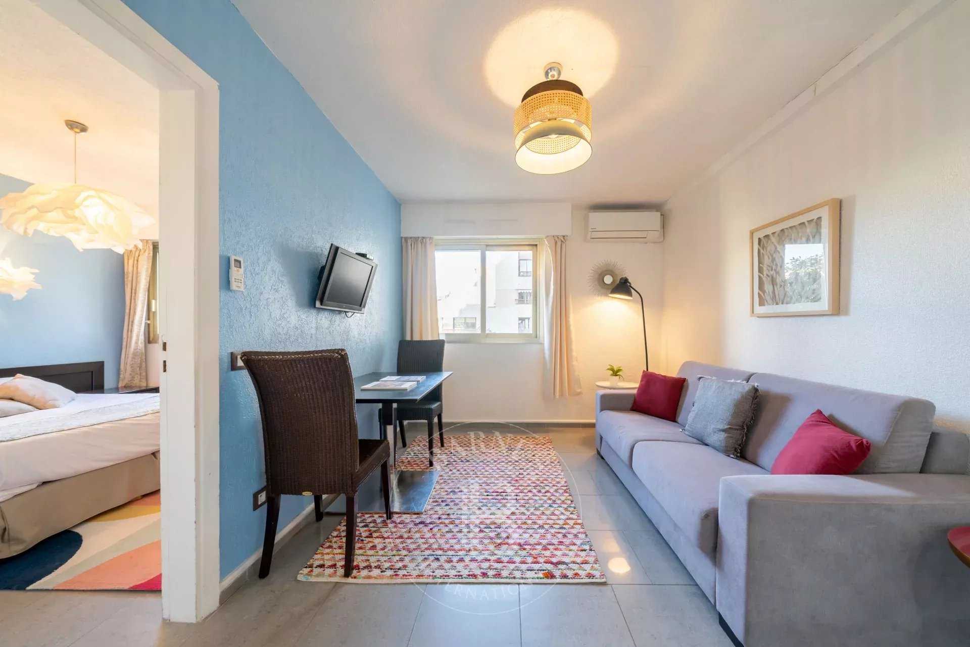 Apartment Antibes  -  ref 84585322 (picture 2)