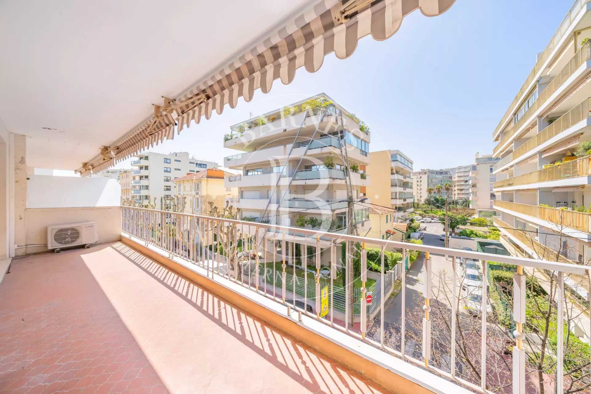 Appartement Cannes  -  ref 84360408 (picture 2)
