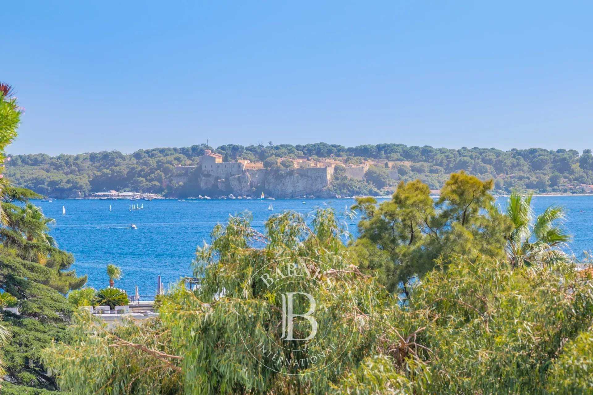 Apartment Cannes  -  ref 85703446 (picture 1)