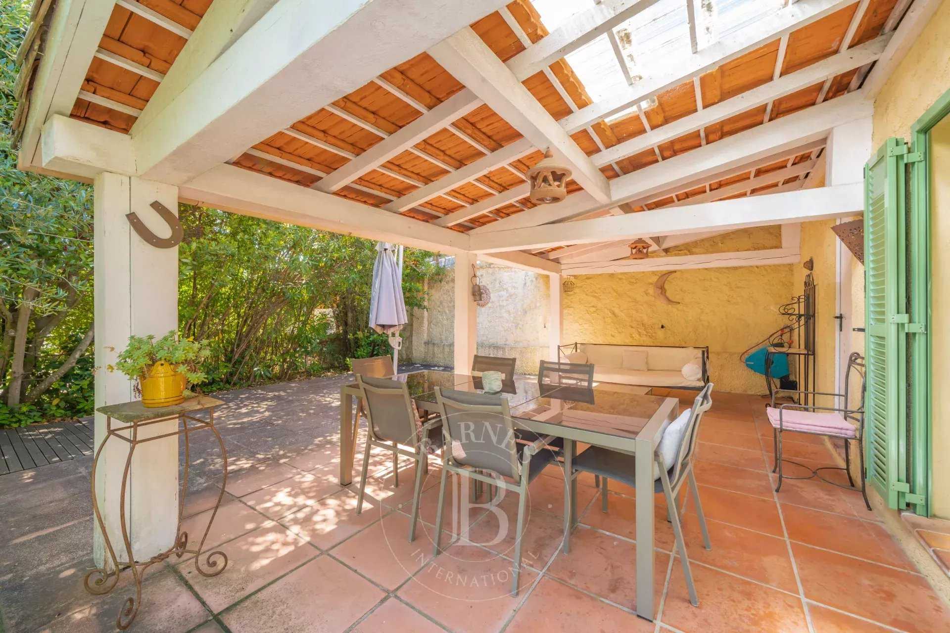 Villa Cannes  -  ref 85300025 (picture 2)