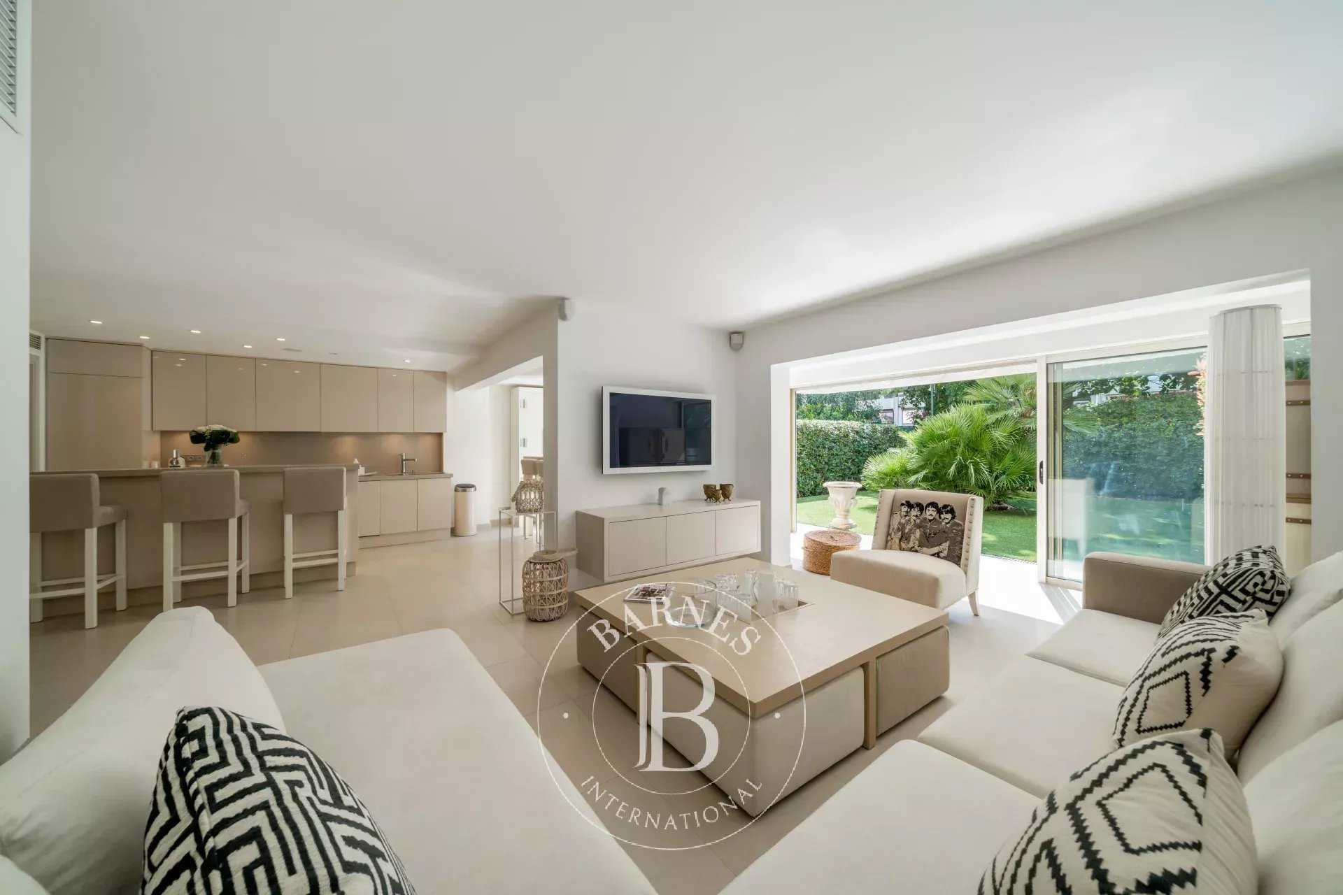 Cannes  - Appartement 3 Pi&egrave;ces 2 Chambres