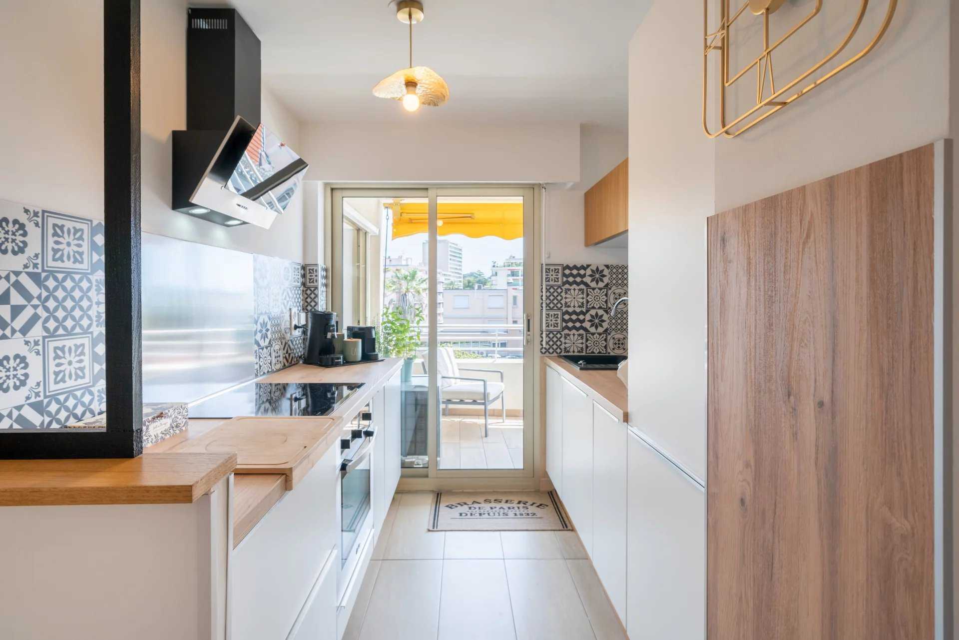 Appartement Cannes  -  ref 84689803 (picture 3)