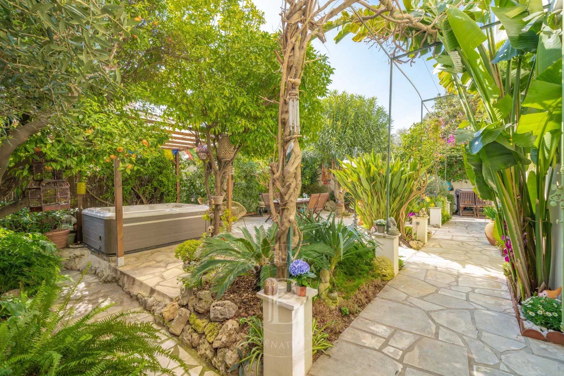 Appartement Cannes  -  ref 85600994 (picture 3)