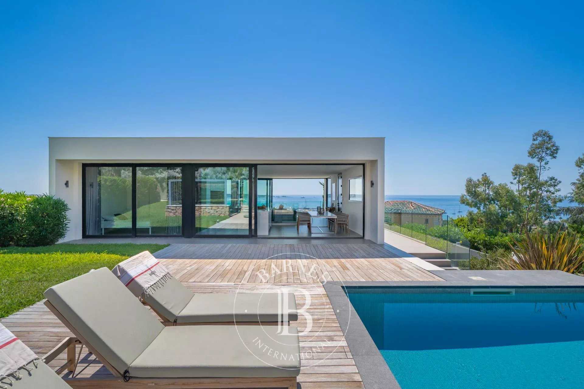 Cannes  - Villa 6 Pi&egrave;ces 5 Chambres