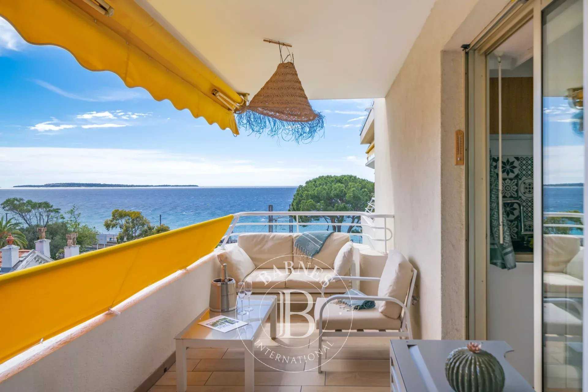 Appartement Cannes  -  ref 84689803 (picture 1)