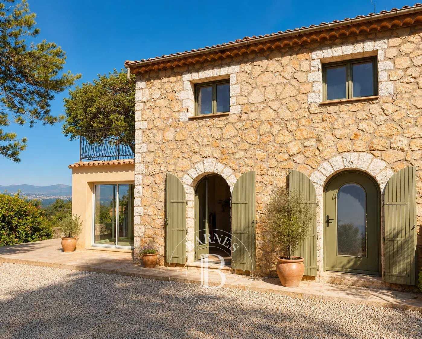 Villa Antibes  -  ref 85763567 (picture 1)
