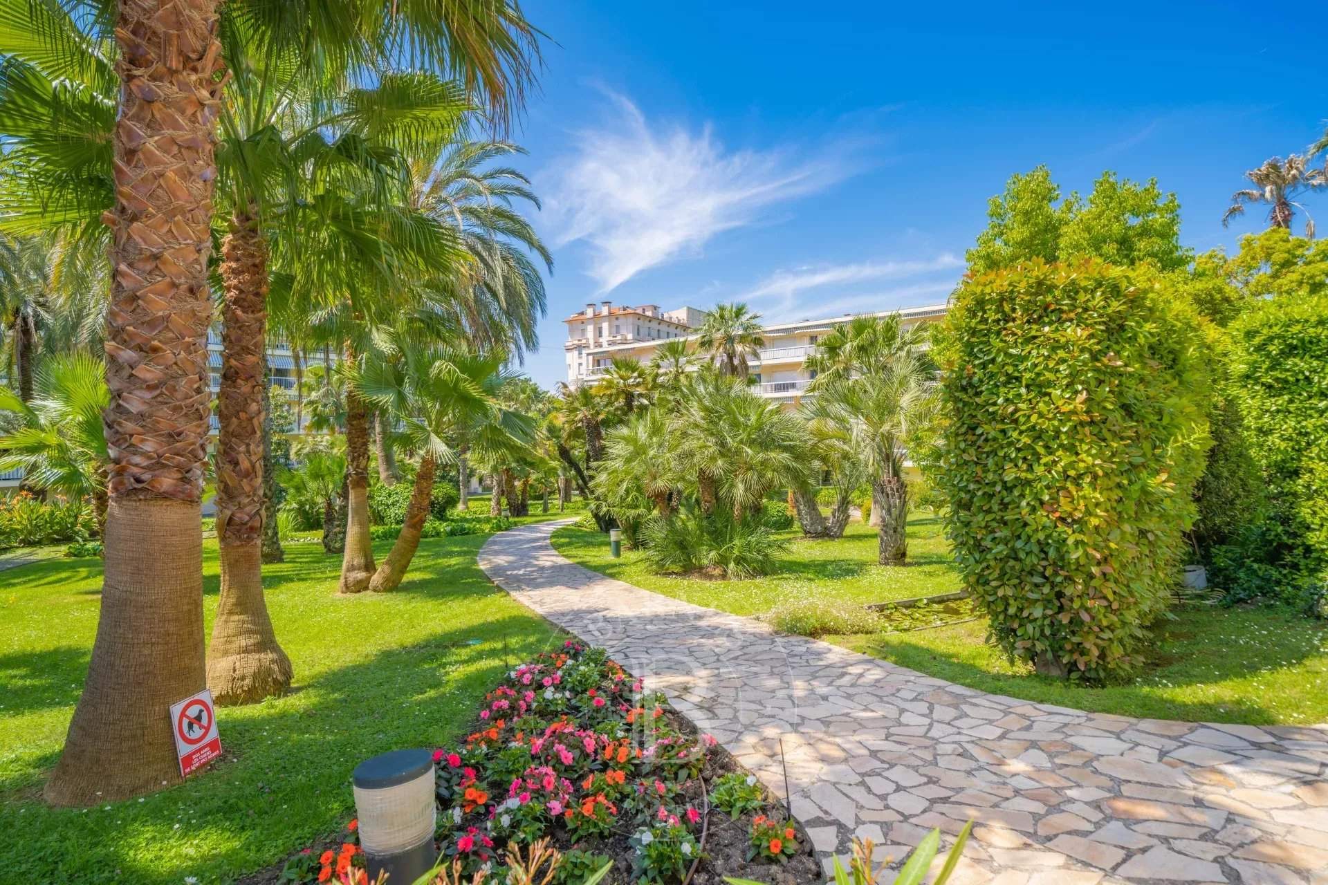 Cannes  - Apartment 2 Bedrooms - picture 13