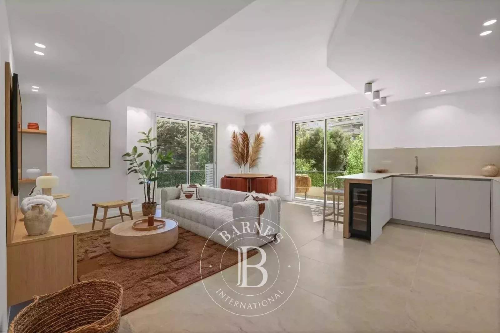 Cannes  - Appartement 3 Pi&egrave;ces 2 Chambres - picture 1