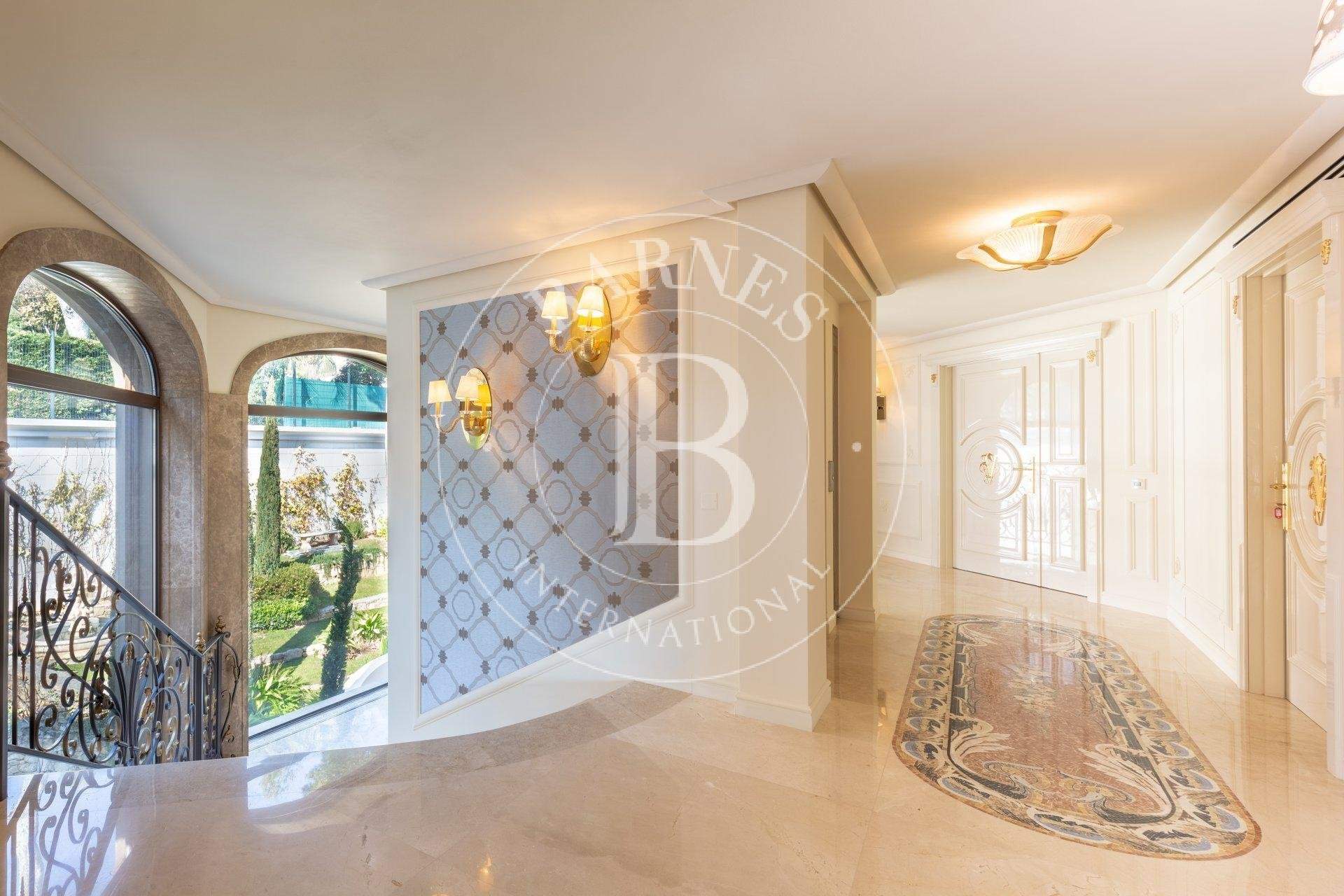 Antibes  - Villa 13 Pièces 7 Chambres - picture 8