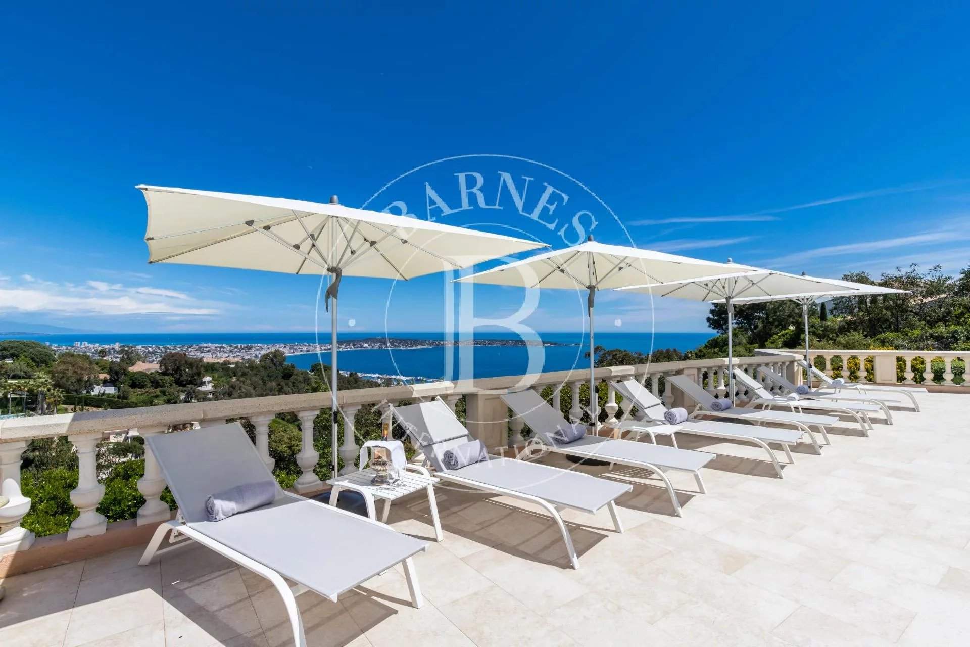 CANNES SUPER CANNES - PANORAMIC VIEW - 8 BEDROOMS picture 18