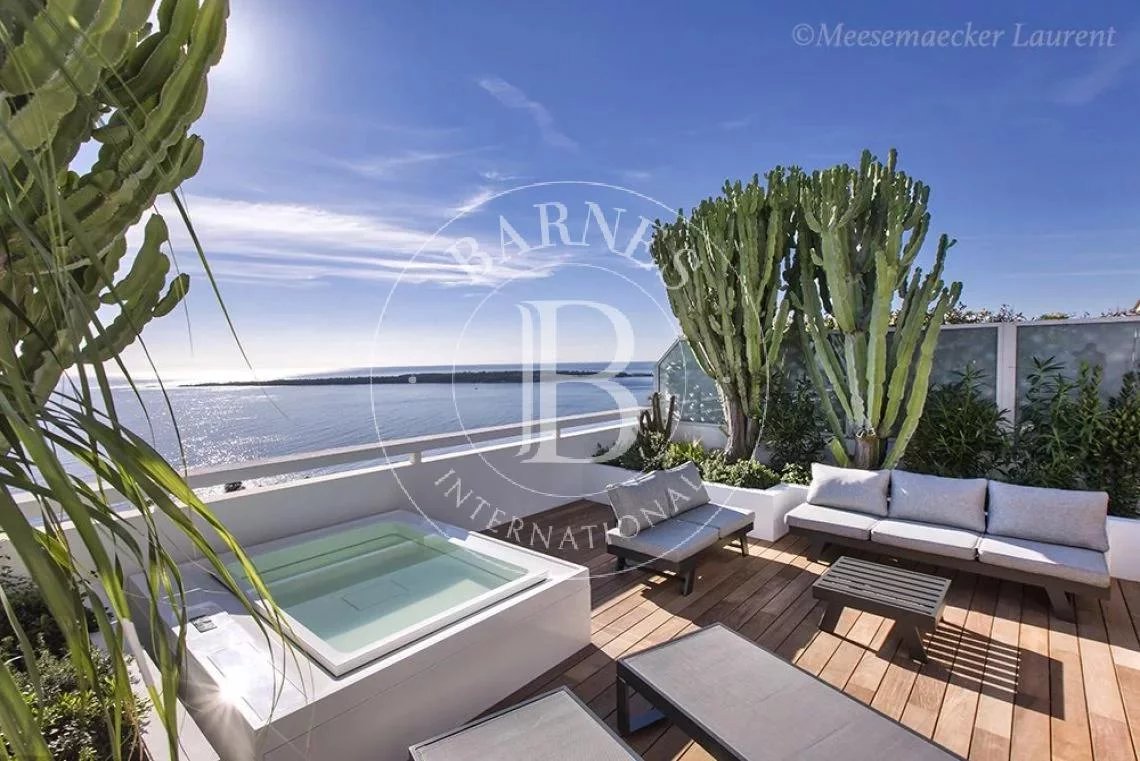 Cannes  - Apartment 3 Bedrooms - picture 1