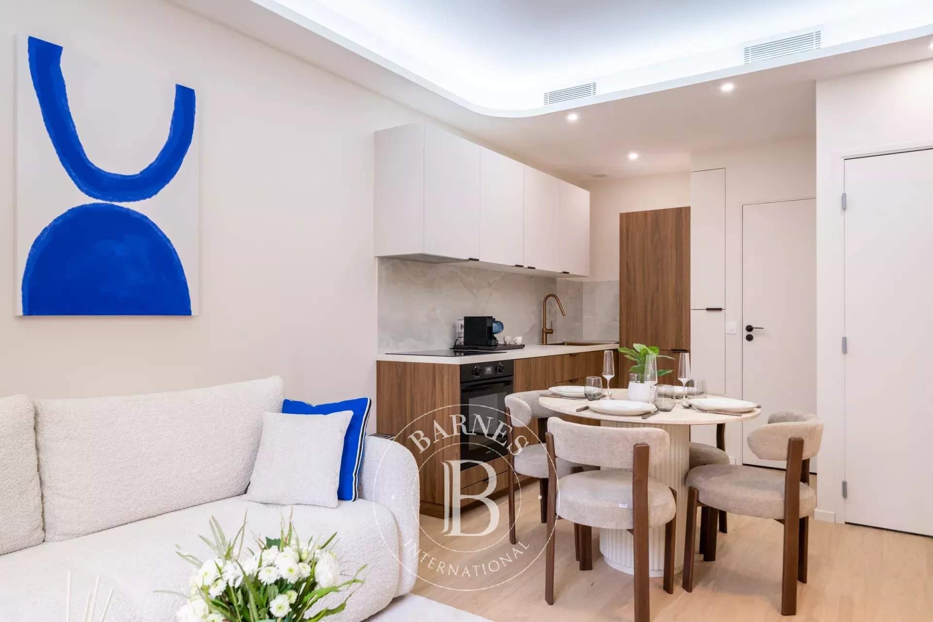 Cannes  - Piso 2 Cuartos, 1 Habitacion - picture 11