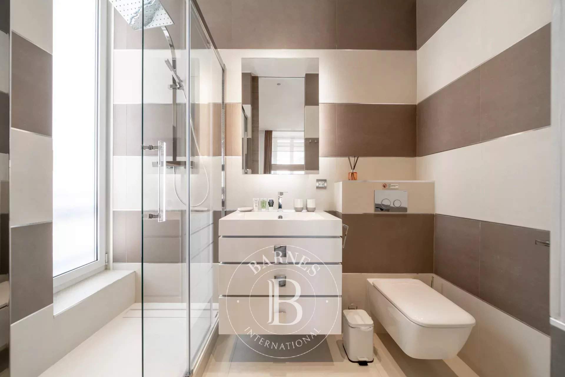 CANNES CROISETTE - APPARTEMENT VUE MER - 4 CHAMBRES picture 13