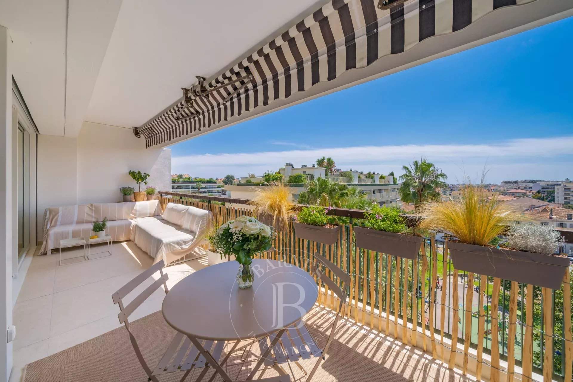 Cannes  - Apartment 2 Bedrooms - picture 1