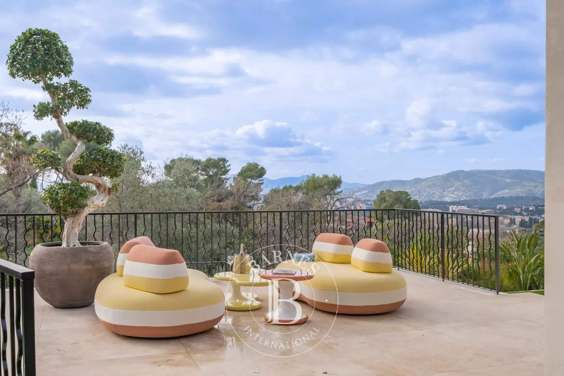 Cannes  - Villa 7 Pi&egrave;ces 5 Chambres - picture 6