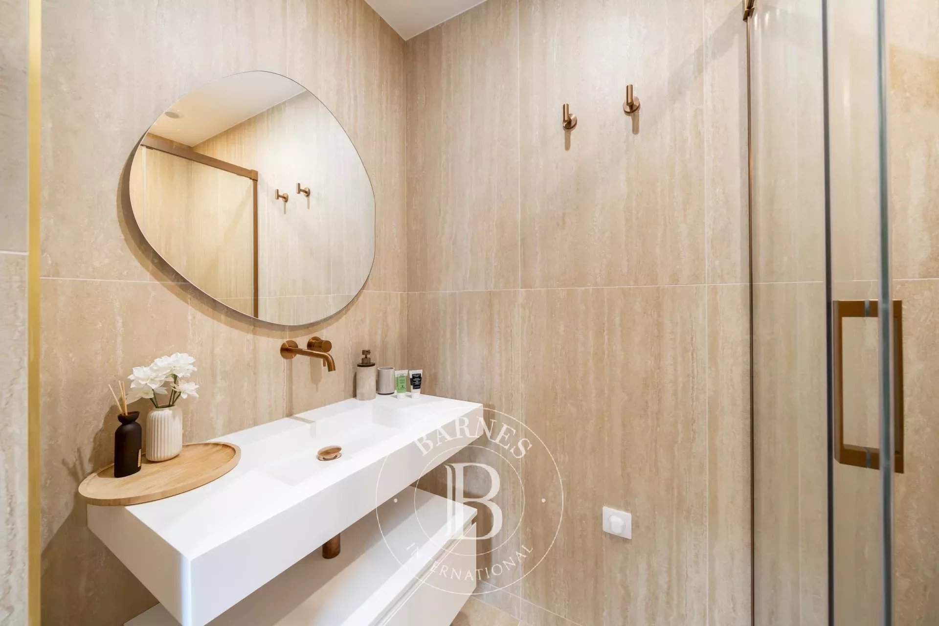 Cannes  - Piso 2 Cuartos, 1 Habitacion - picture 8