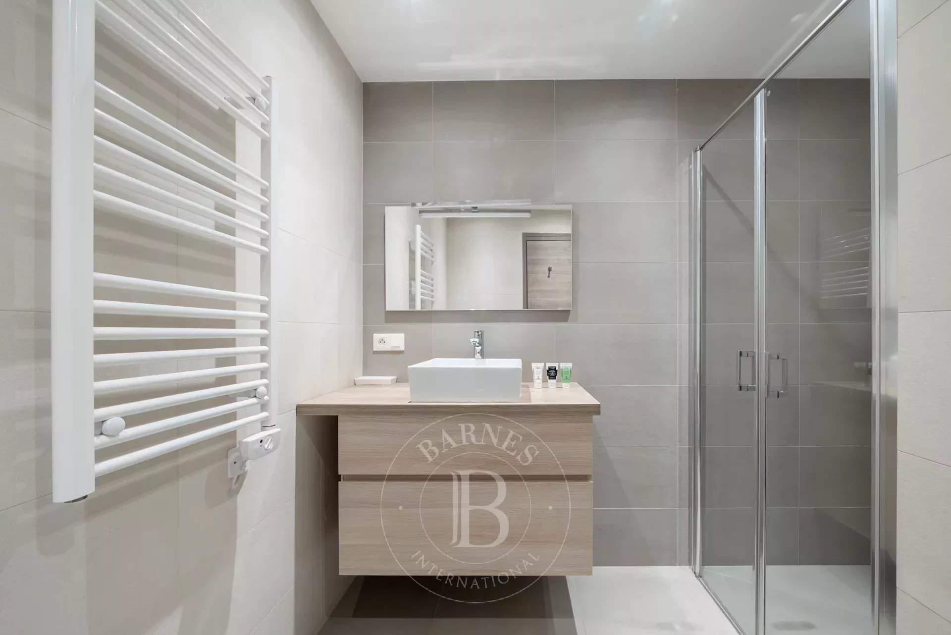 CANNES BANANE - MODERN APARTMENT - 4 BEDROOMS picture 6