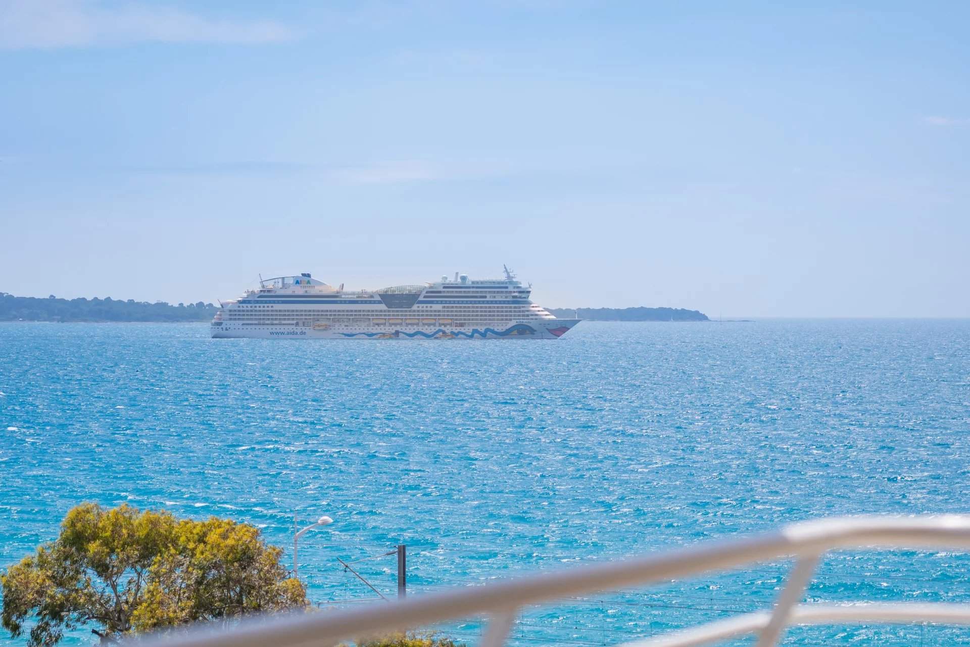 Cannes  - Piso 2 Cuartos, 1 Habitacion - picture 9