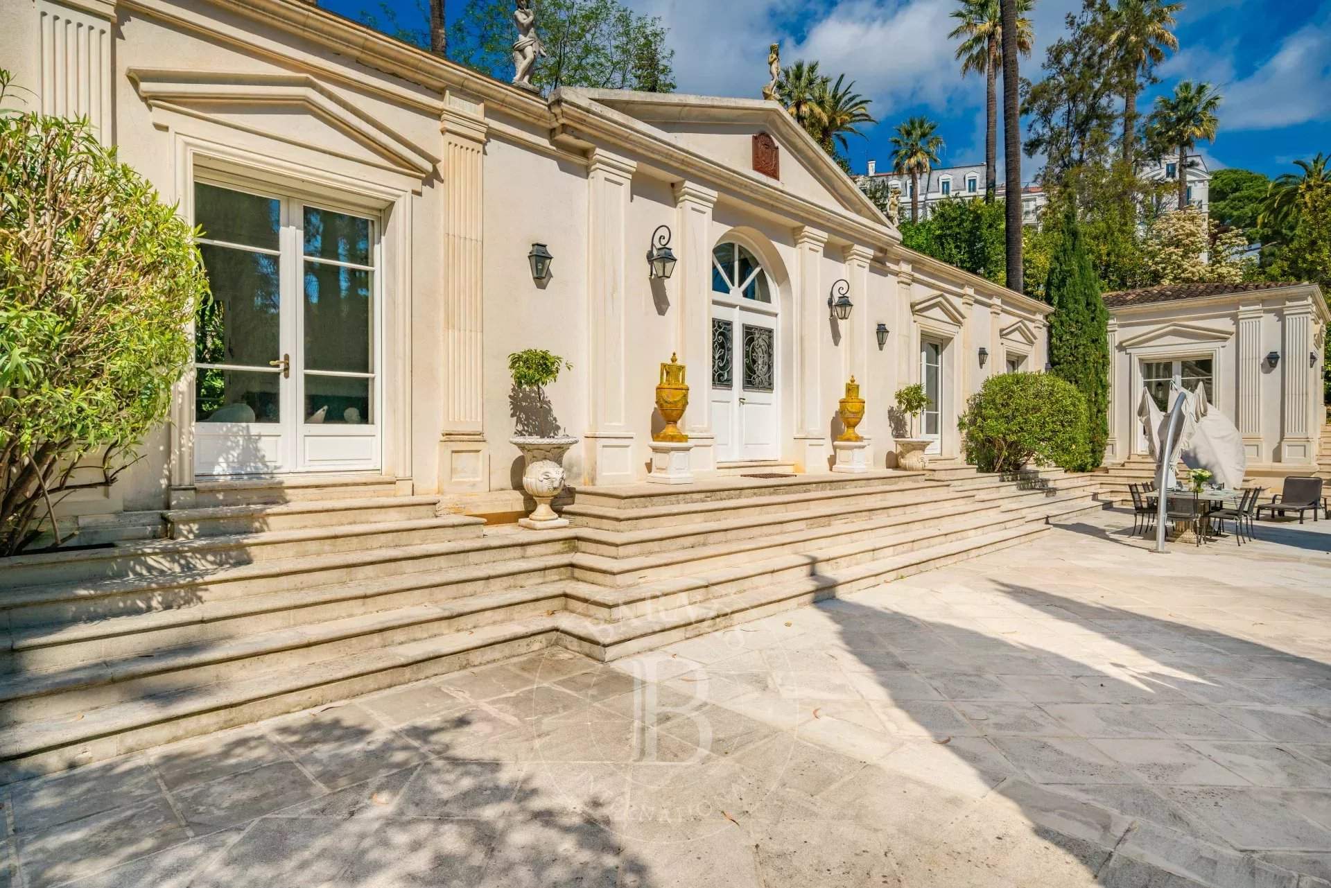 Cannes  - Villa 5 Bedrooms - picture 5