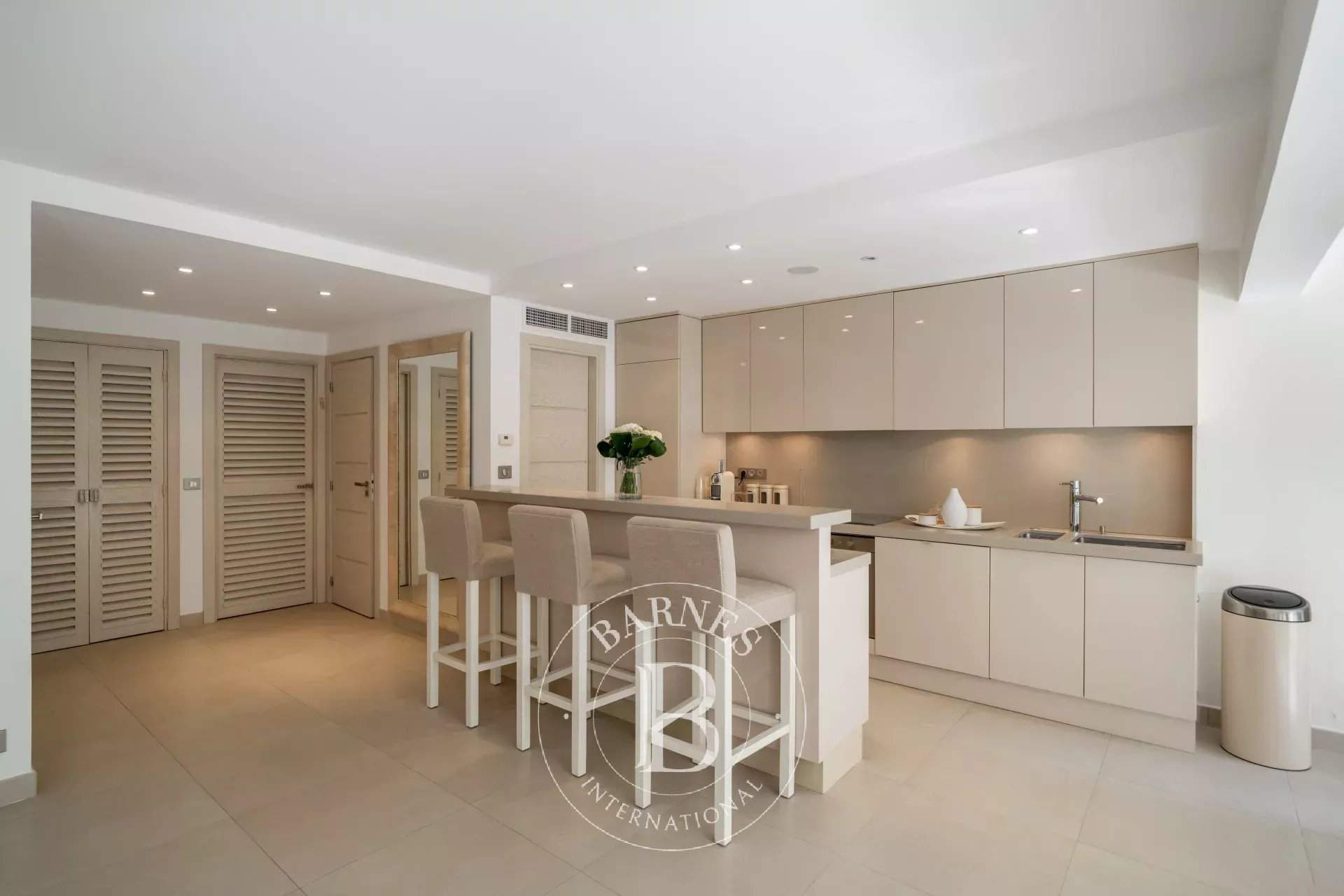 Cannes  - Appartement 3 Pi&egrave;ces 2 Chambres - picture 8