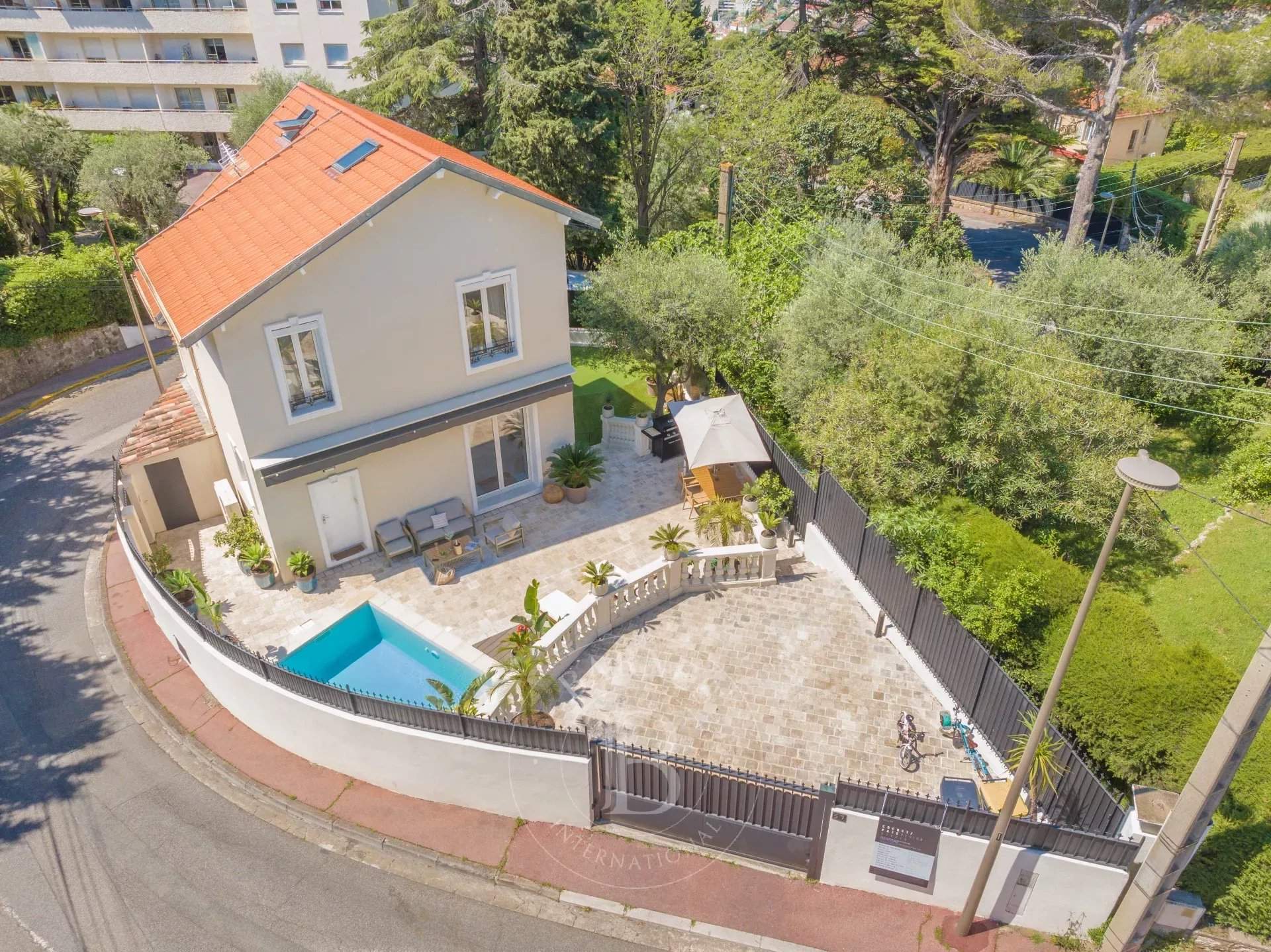 Cannes  - Villa 7 Pièces 5 Chambres - picture 10