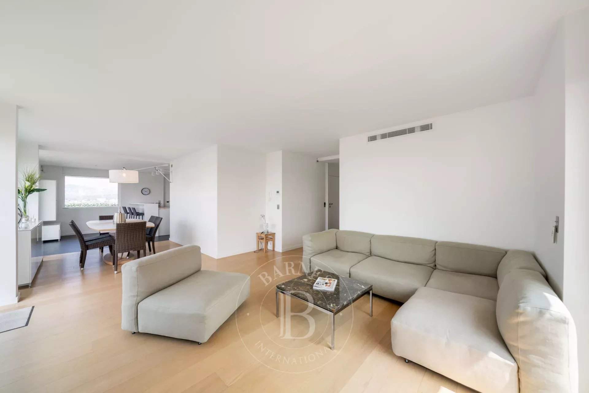 Antibes  - Apartment 3 Bedrooms - picture 4