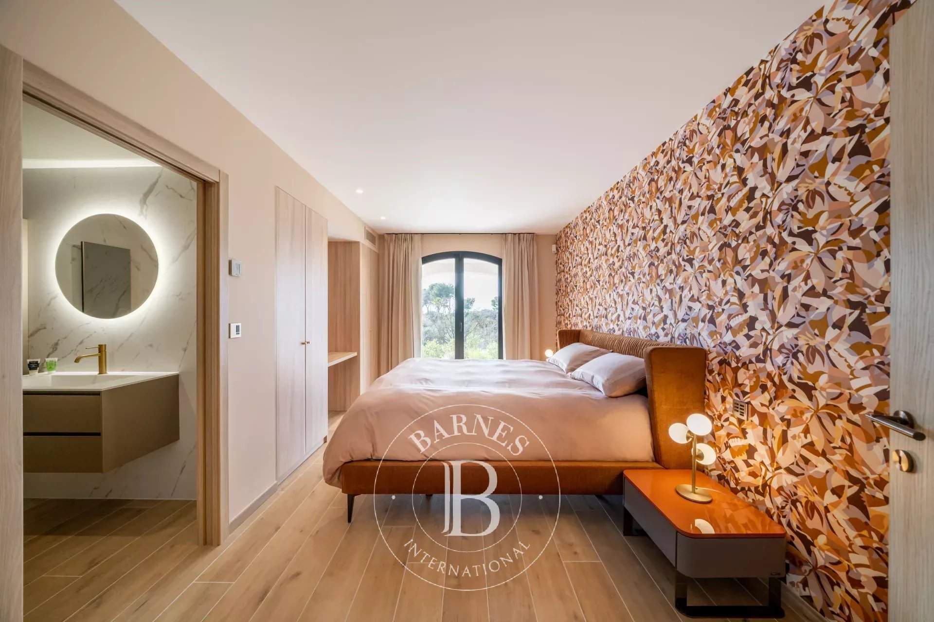 Cannes  - Villa 7 Pi&egrave;ces 5 Chambres - picture 9