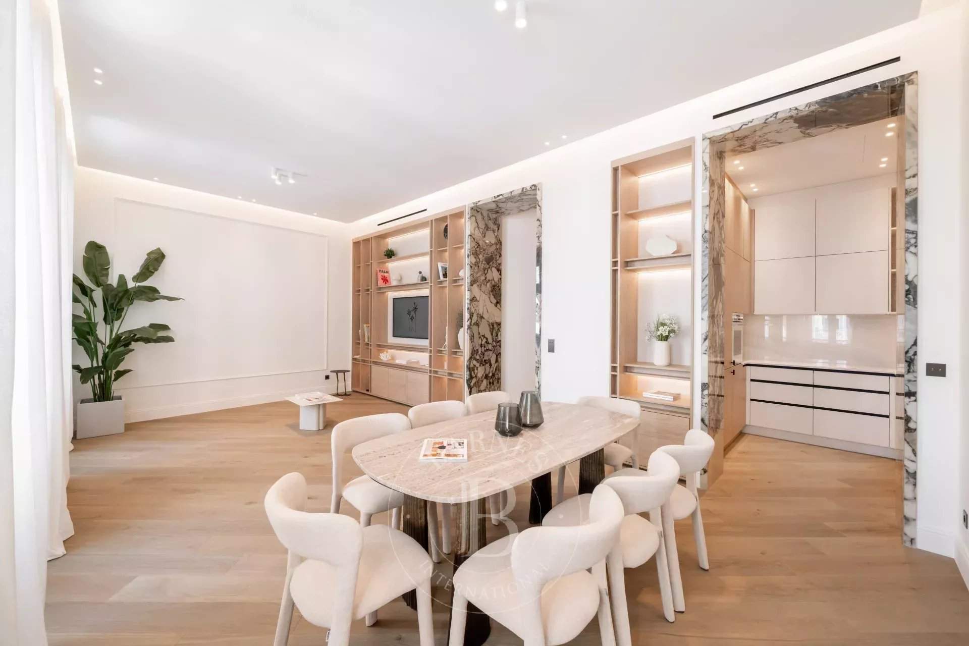 Cannes  - Appartement 5 Pièces 4 Chambres - picture 2