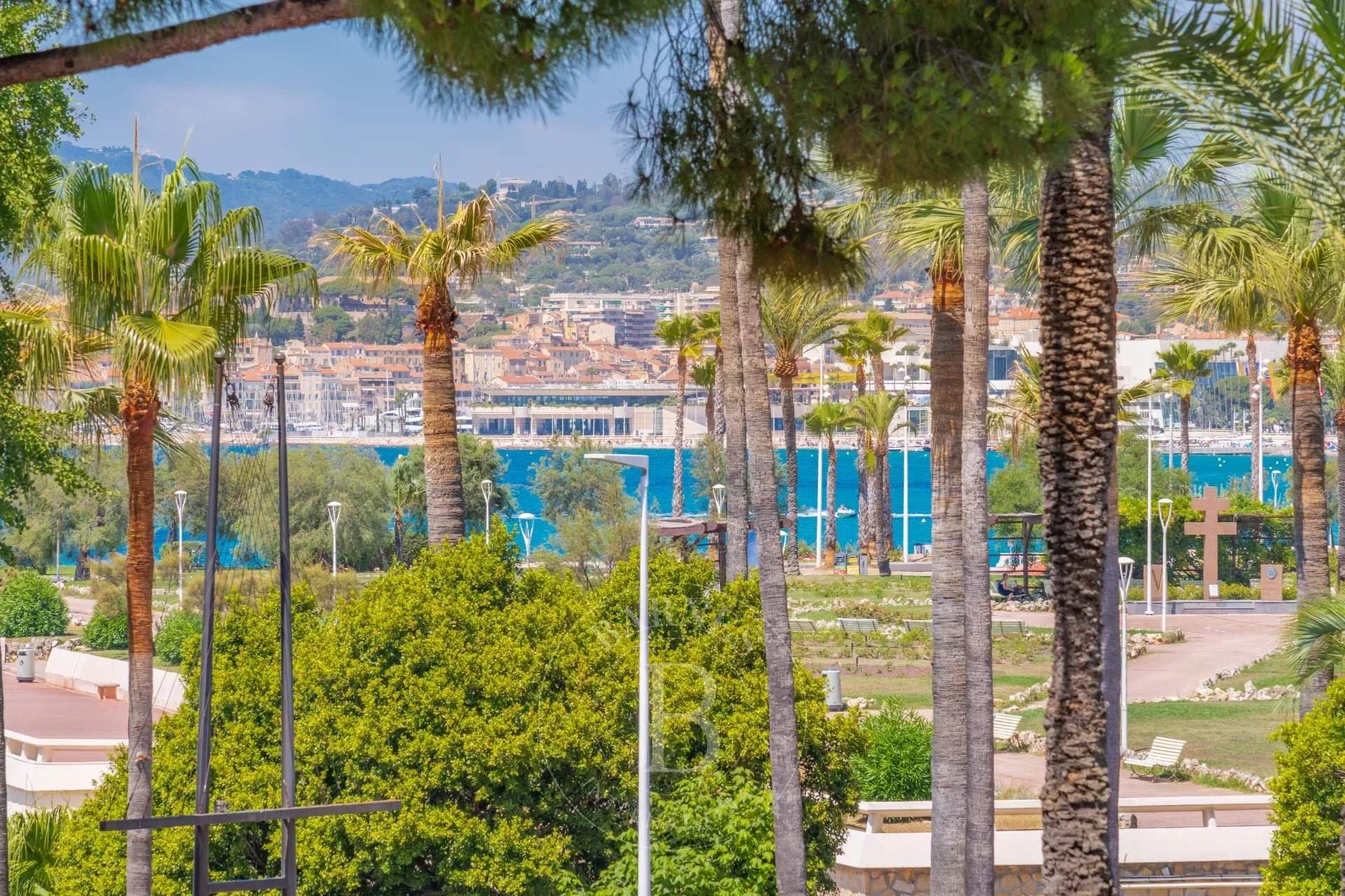 Cannes  - Apartment 2 Bedrooms - picture 19