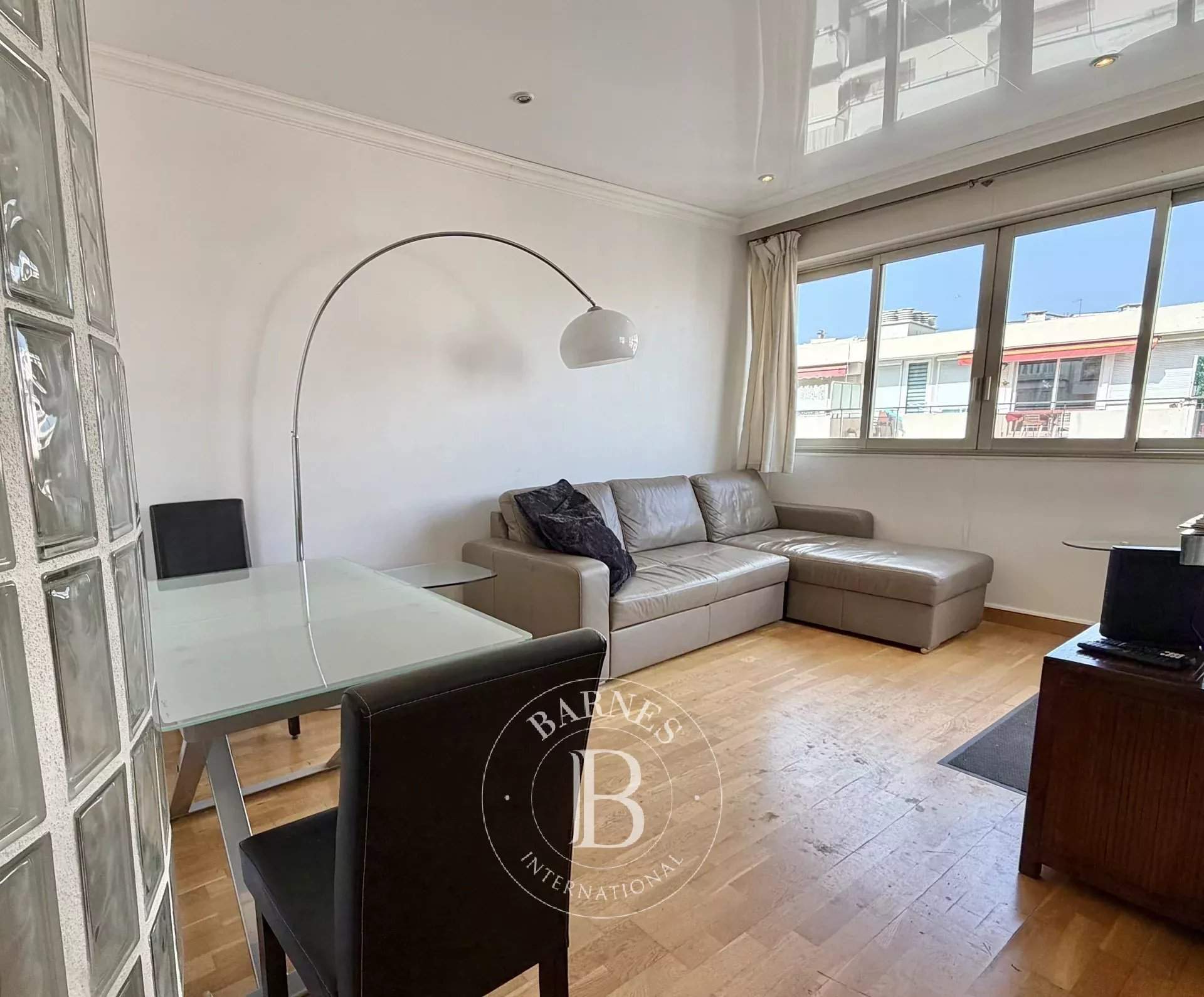 Cannes  - Appartement 2 Pi&egrave;ces, 1 Chambre - picture 1