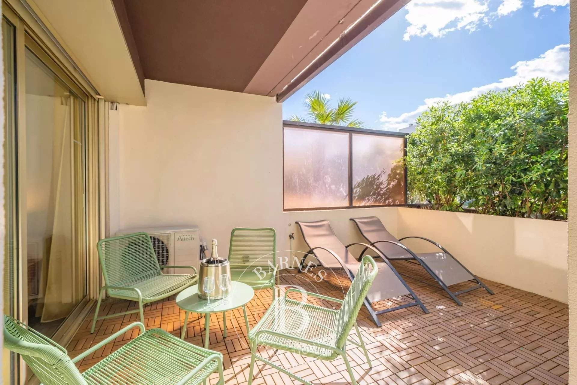 Juan-les-Pins  - Apartment 2 Bedrooms - picture 9