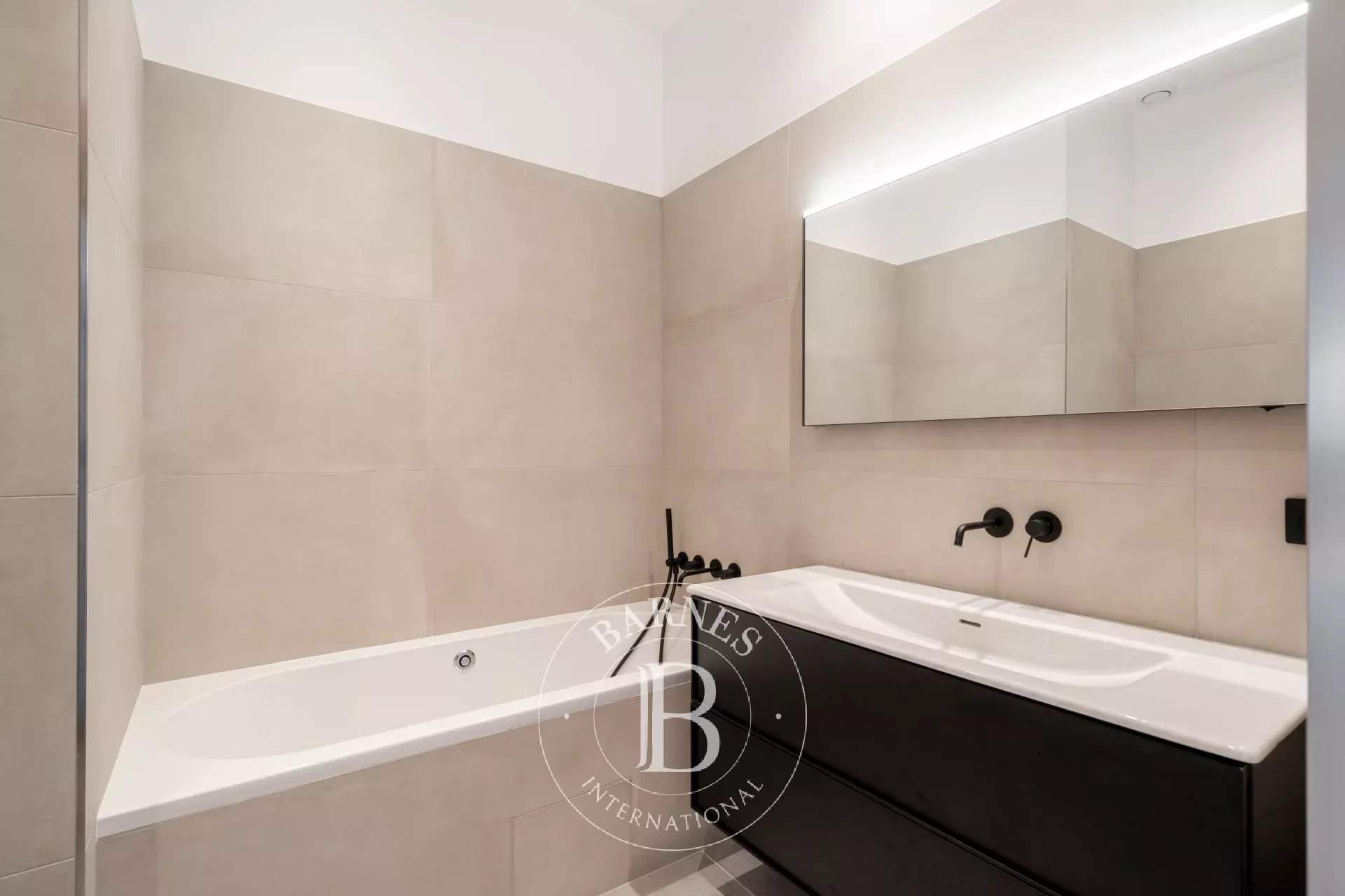 Cannes  - Appartement 5 Pi&egrave;ces 4 Chambres - picture 12