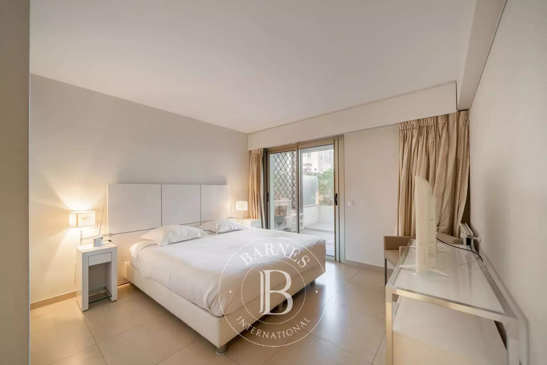 Cannes  - Appartement 3 Pi&egrave;ces 2 Chambres - picture 8
