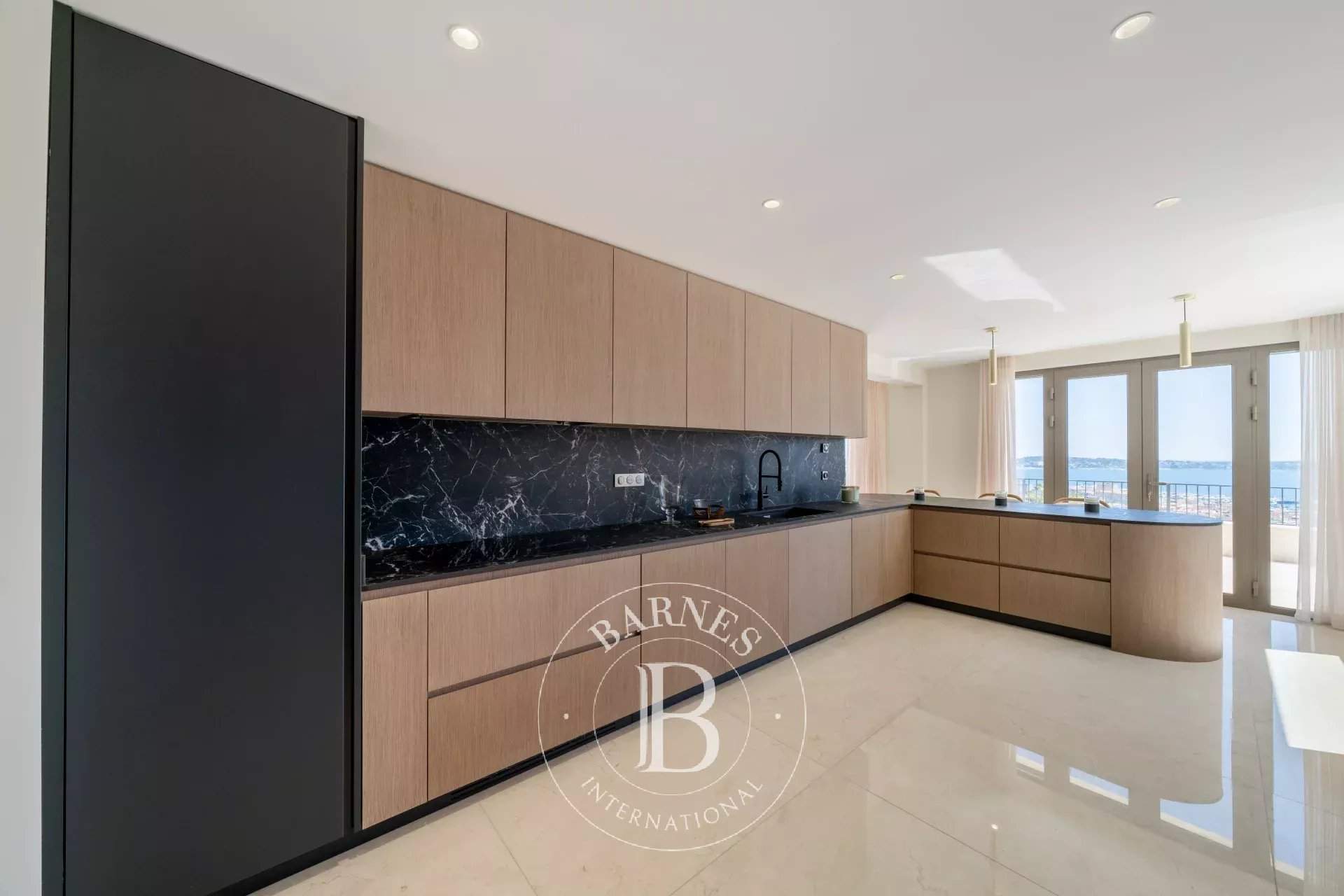 Vallauris  - Villa 8 Pi&egrave;ces 7 Chambres - picture 10