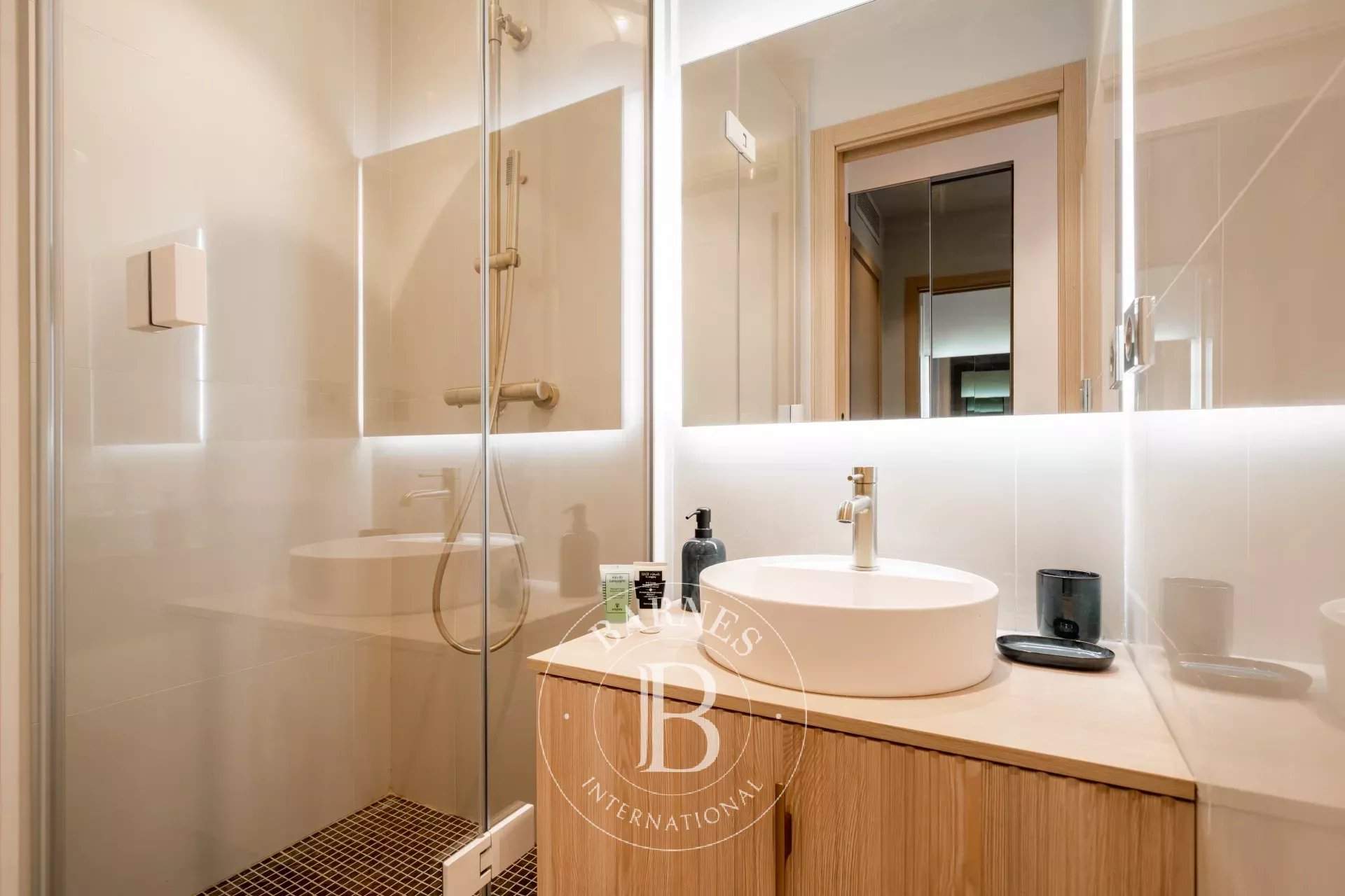 Cannes  - Appartement 3 Pi&egrave;ces 2 Chambres - picture 7