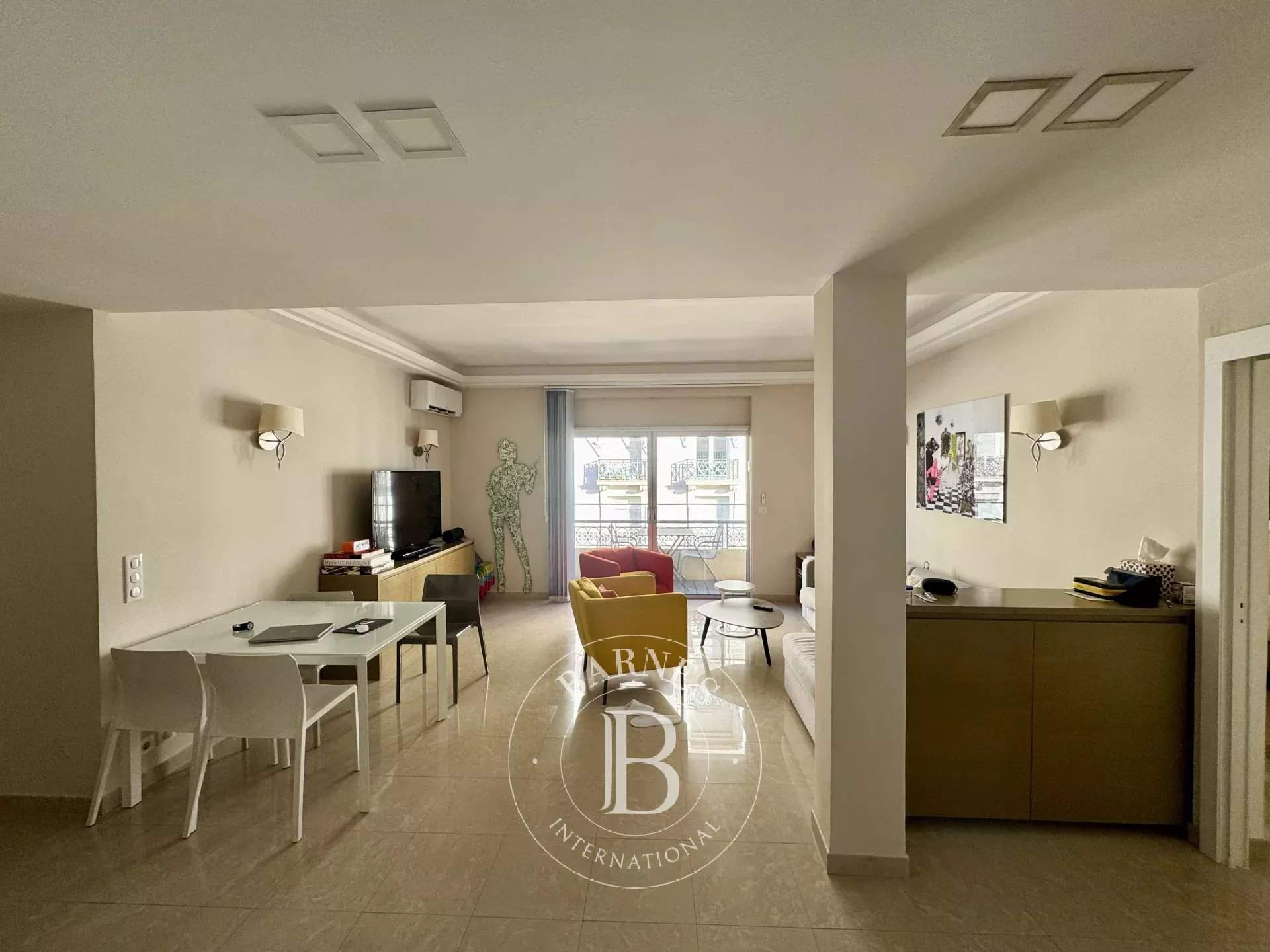 Cannes  - Appartement 3 Pi&egrave;ces 2 Chambres - picture 4