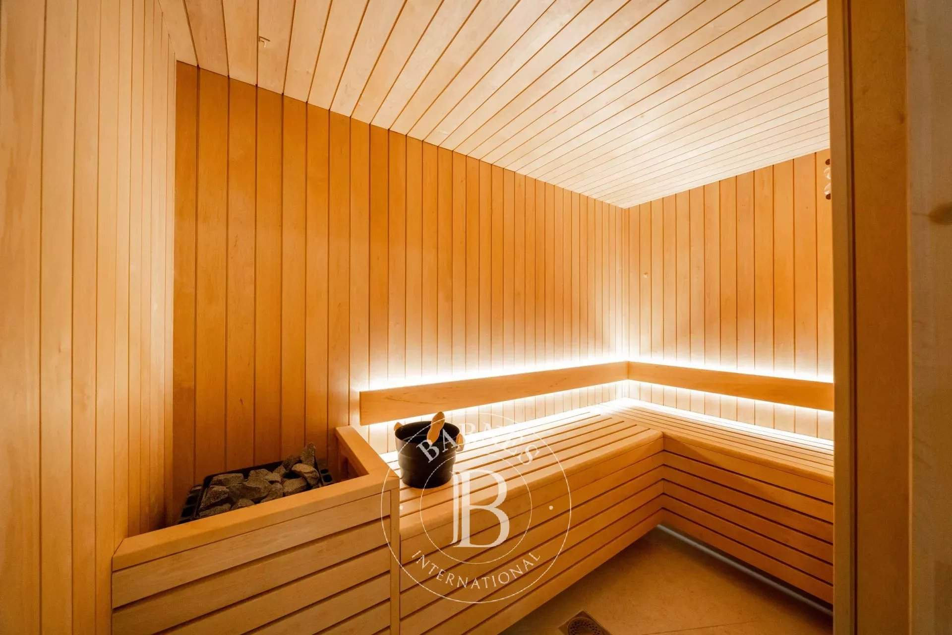 Cannes  - Villa 6 Bedrooms - picture 13