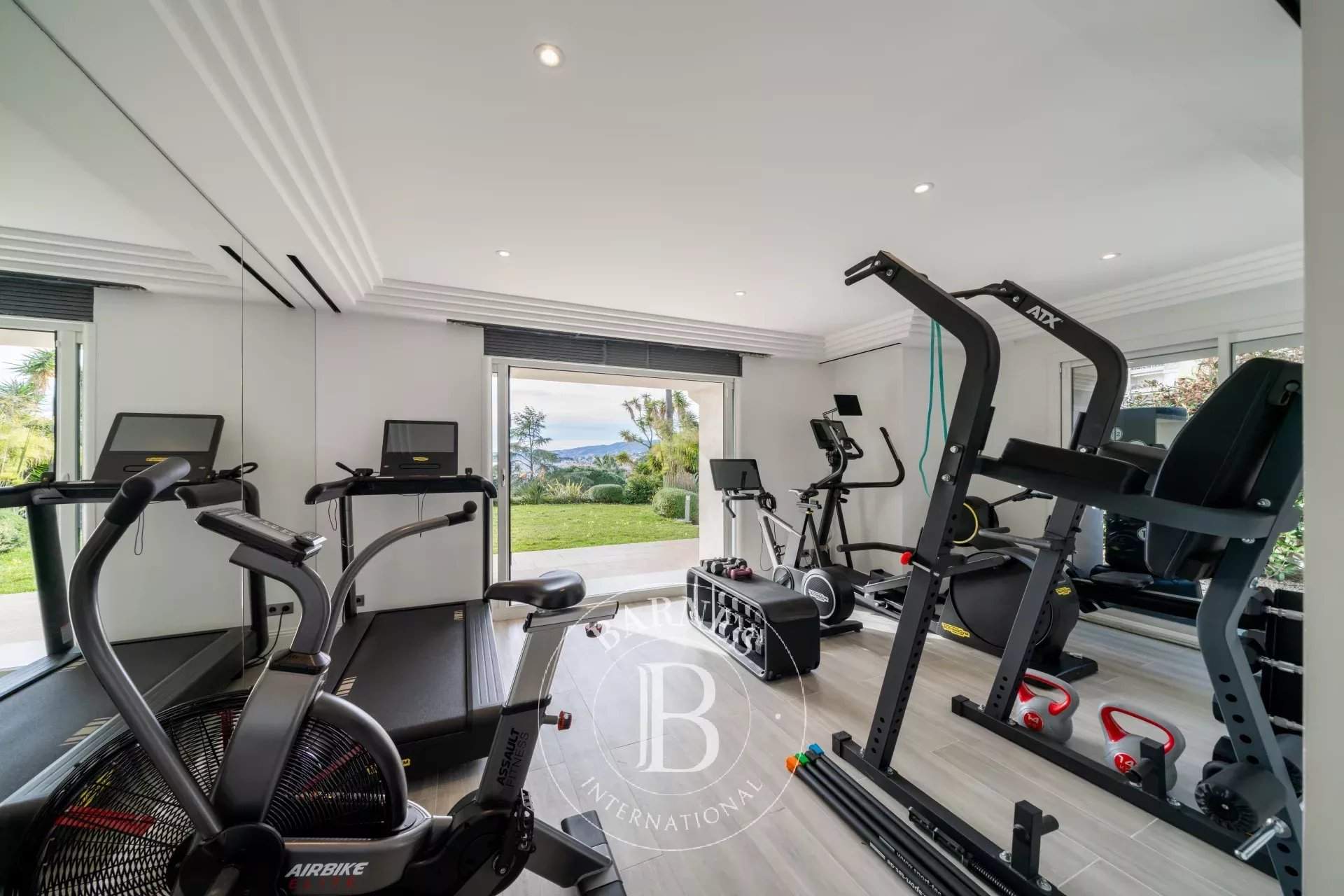 Cannes  - Villa 7 Pi&egrave;ces 5 Chambres - picture 17