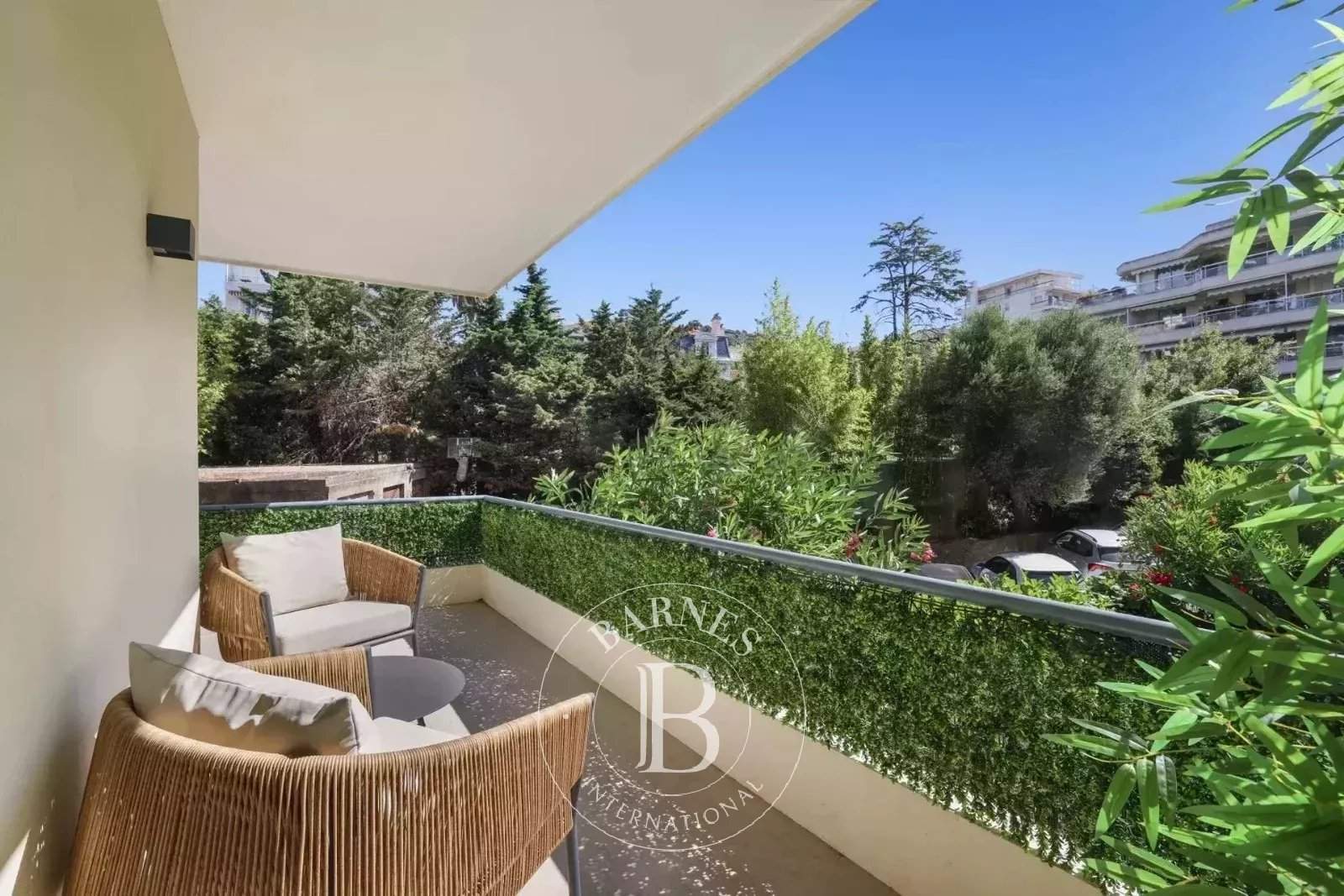 Cannes  - Appartement 3 Pi&egrave;ces 2 Chambres - picture 2