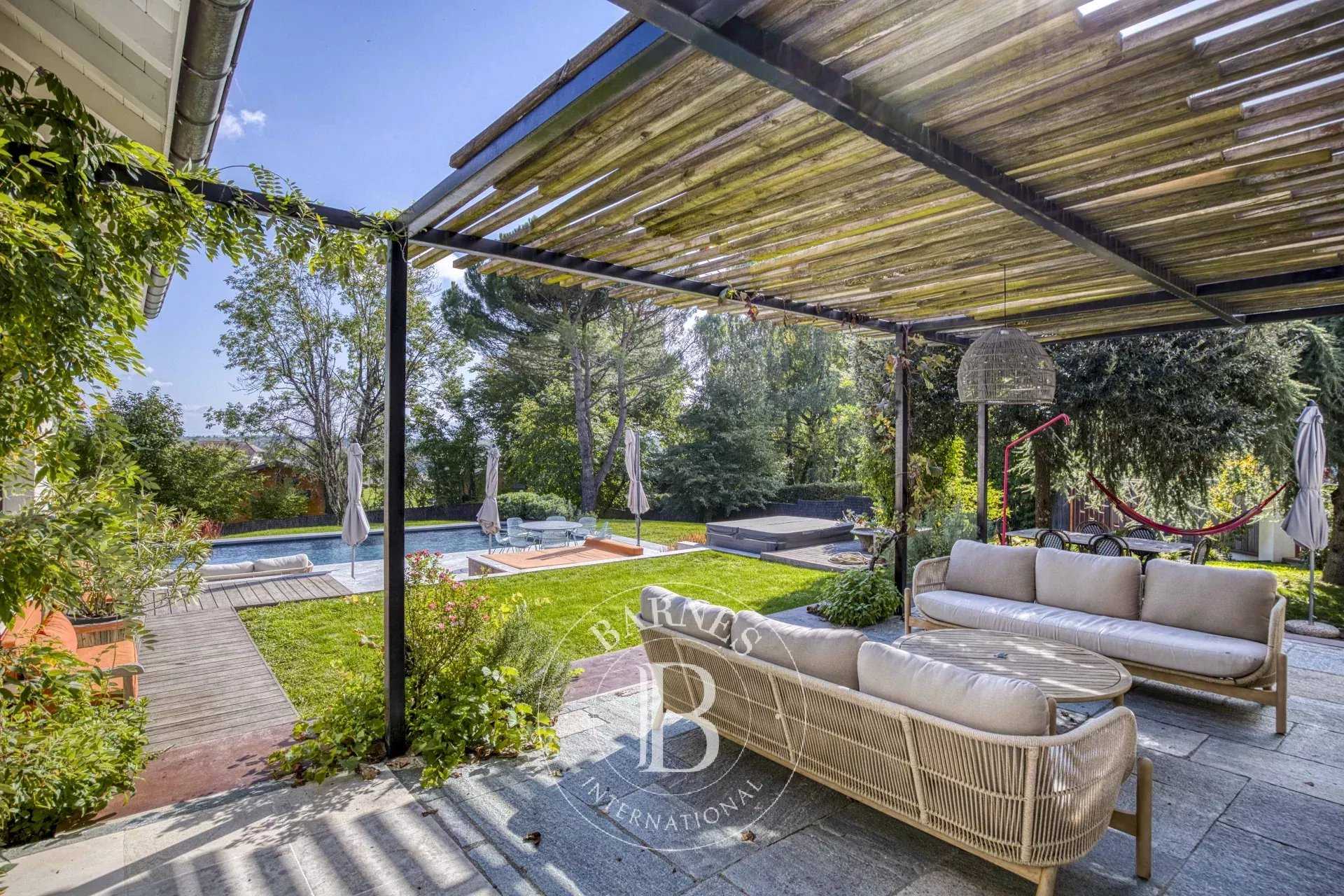 Sauverny  - Villa 5 Bedrooms