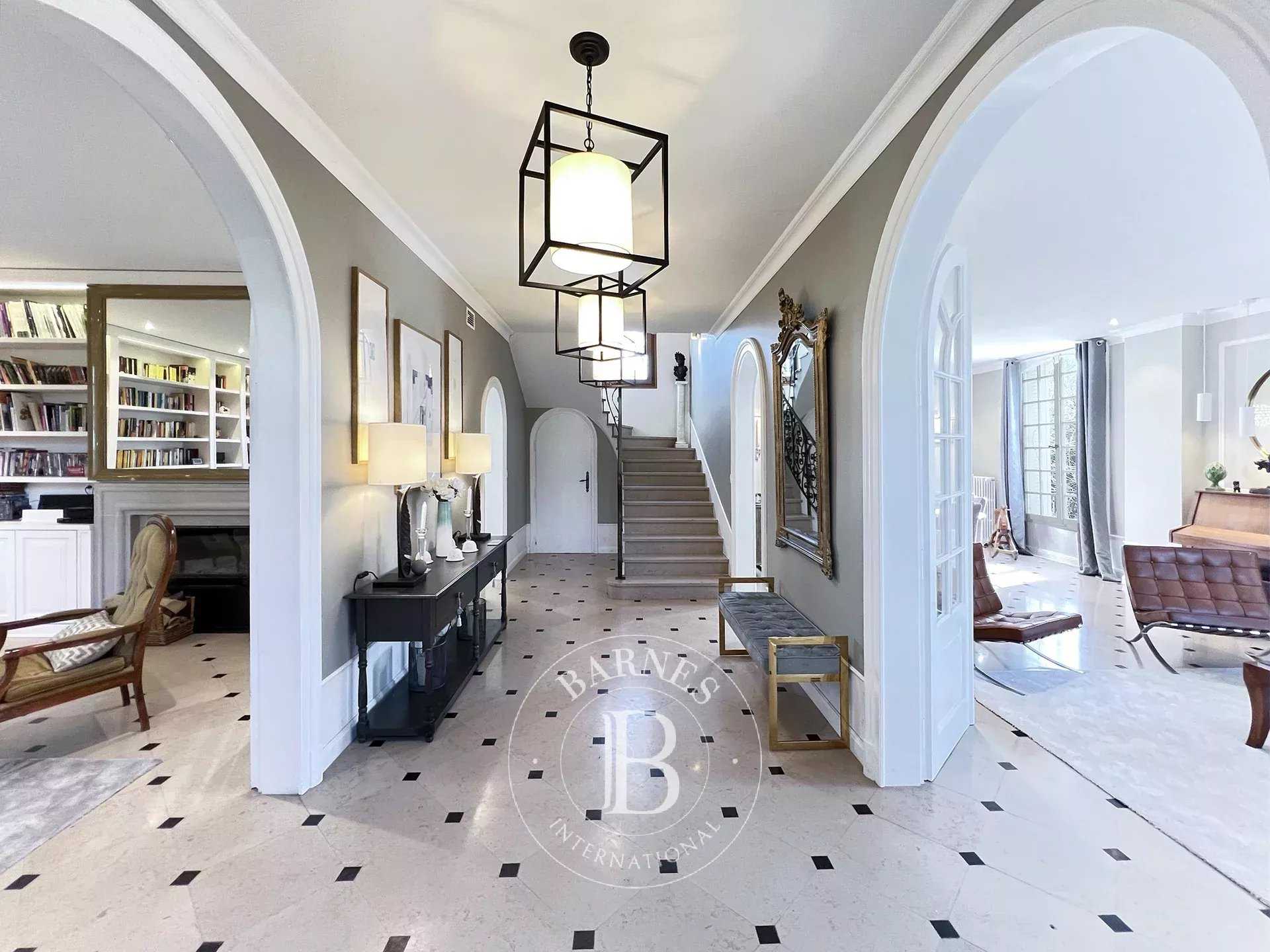 Divonne-les-Bains  - Property 4 Bedrooms